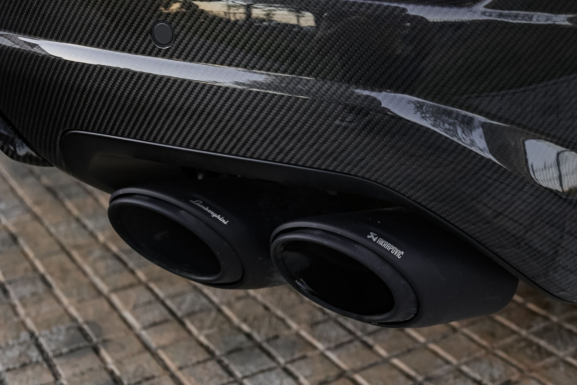 LAMBORGHINI URUS PERFORMANTE