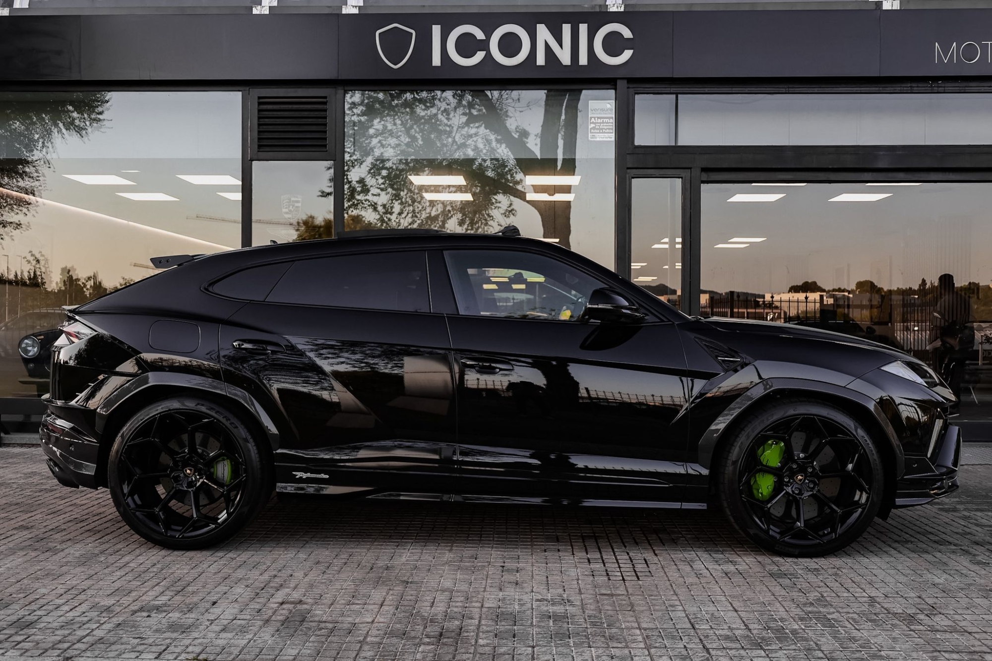 LAMBORGHINI URUS PERFORMANTE