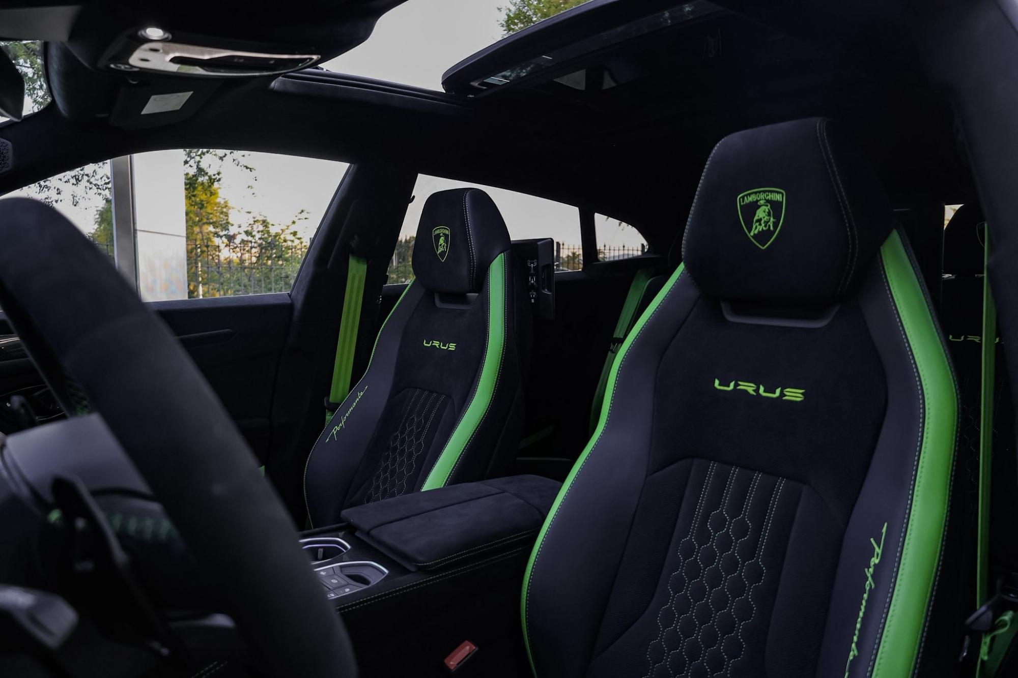 LAMBORGHINI URUS PERFORMANTE