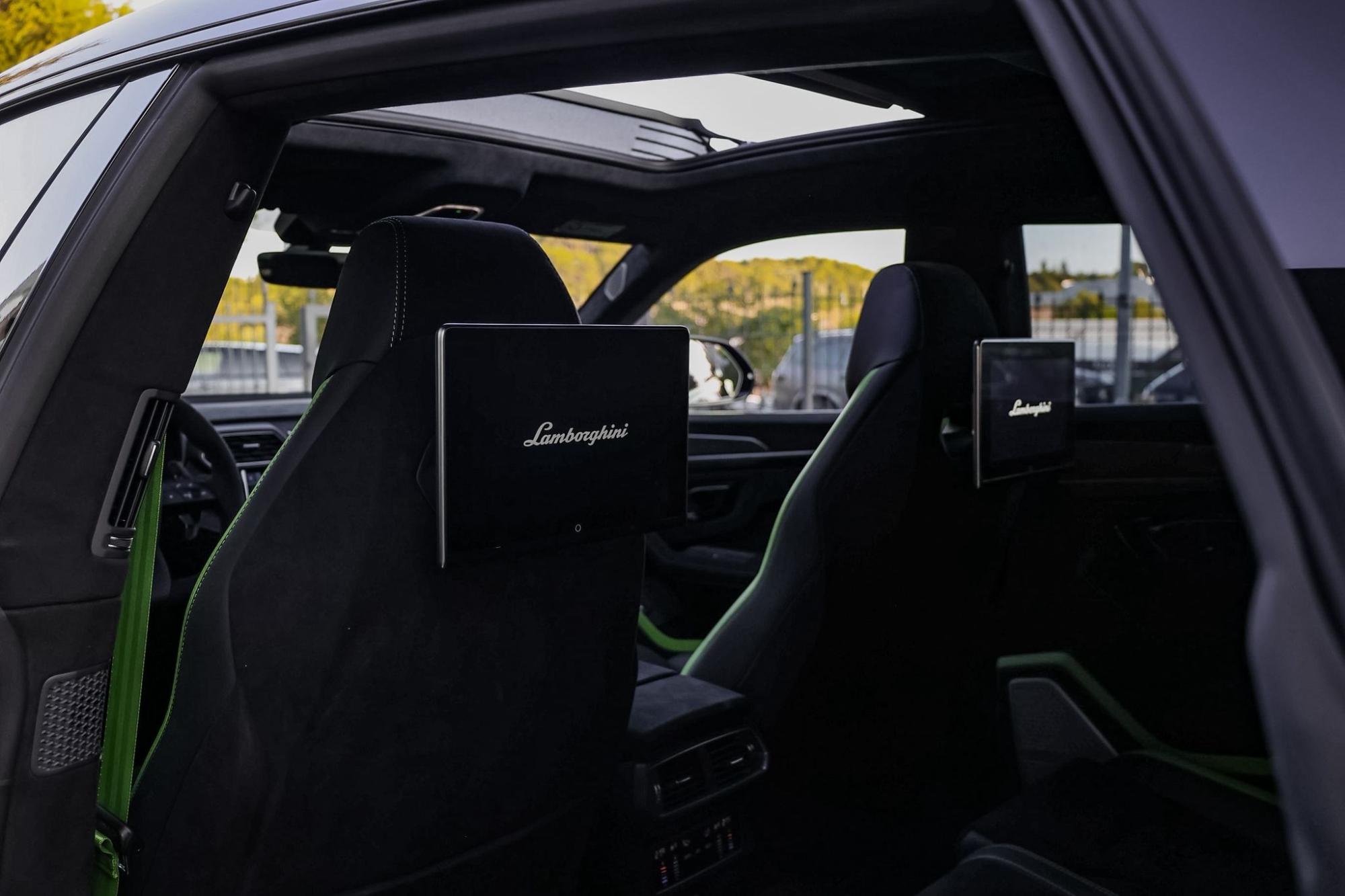 LAMBORGHINI URUS PERFORMANTE