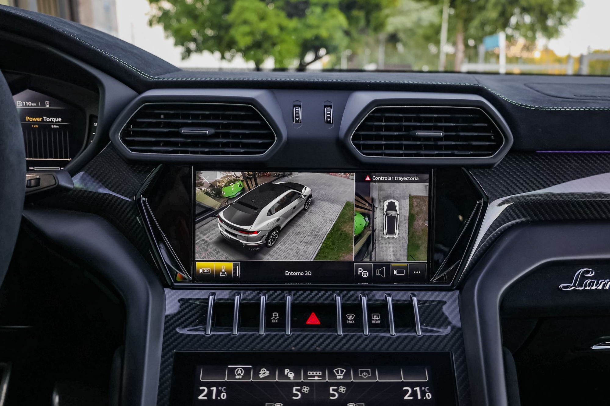 LAMBORGHINI URUS PERFORMANTE
