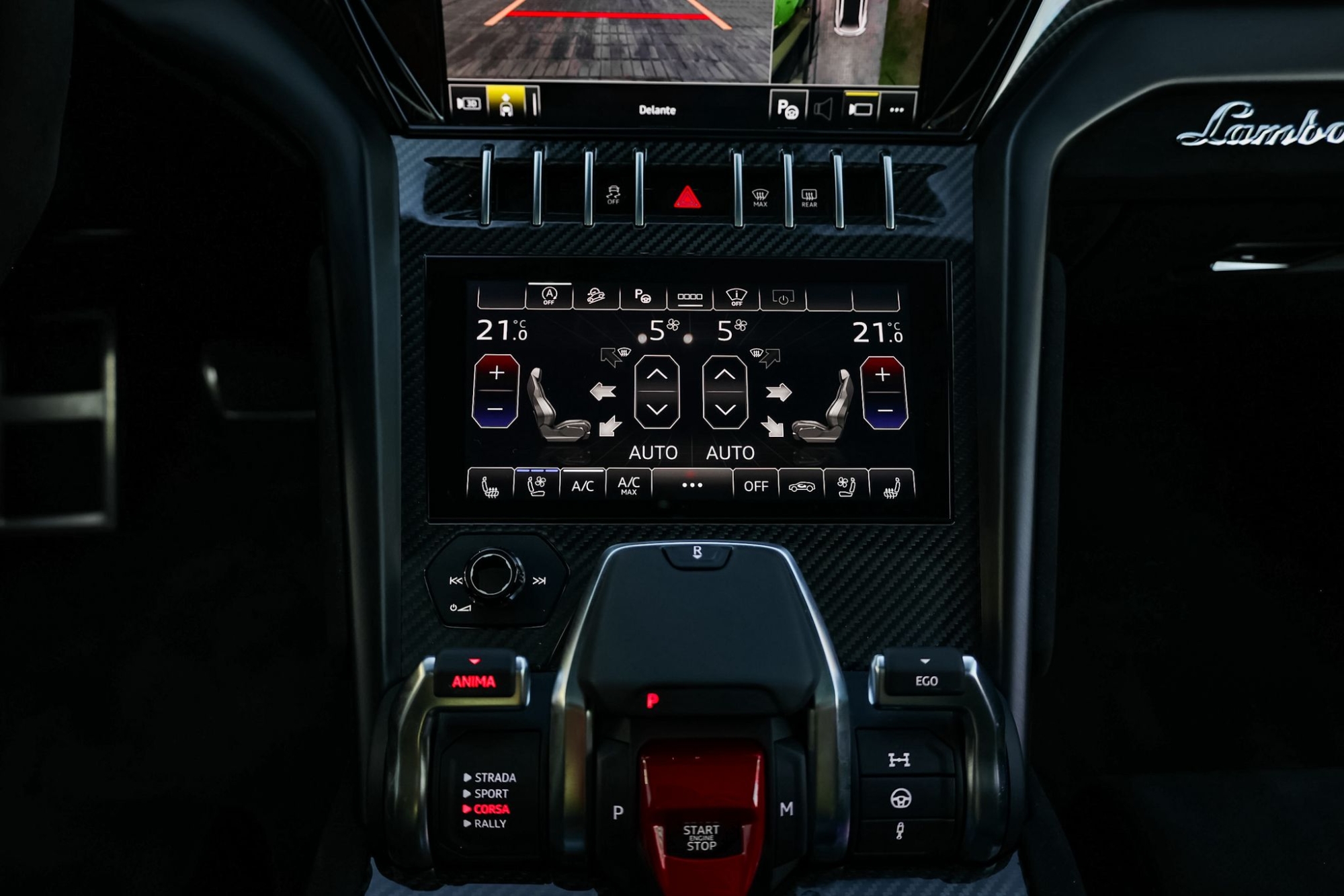 LAMBORGHINI URUS PERFORMANTE