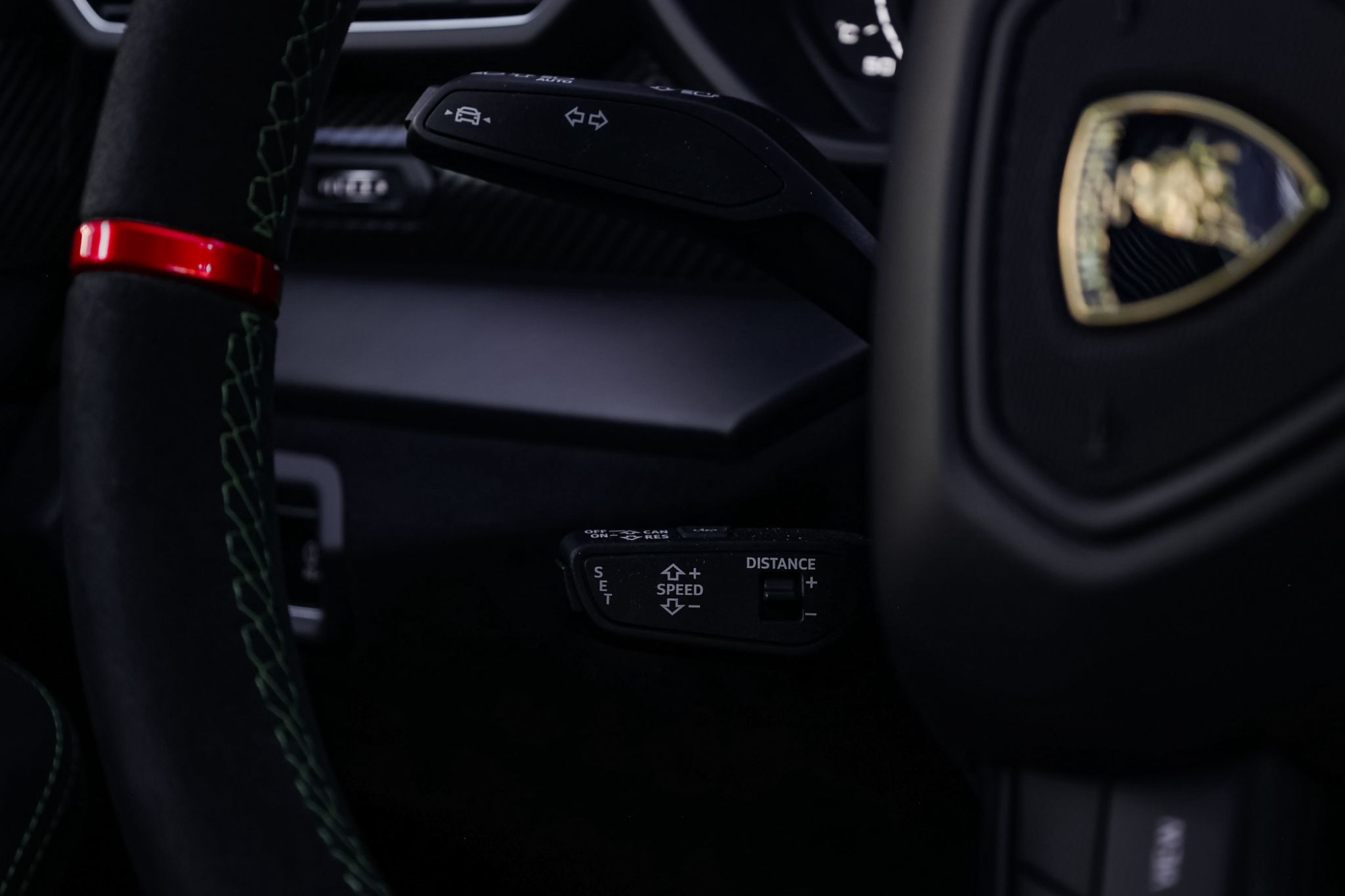 LAMBORGHINI URUS PERFORMANTE