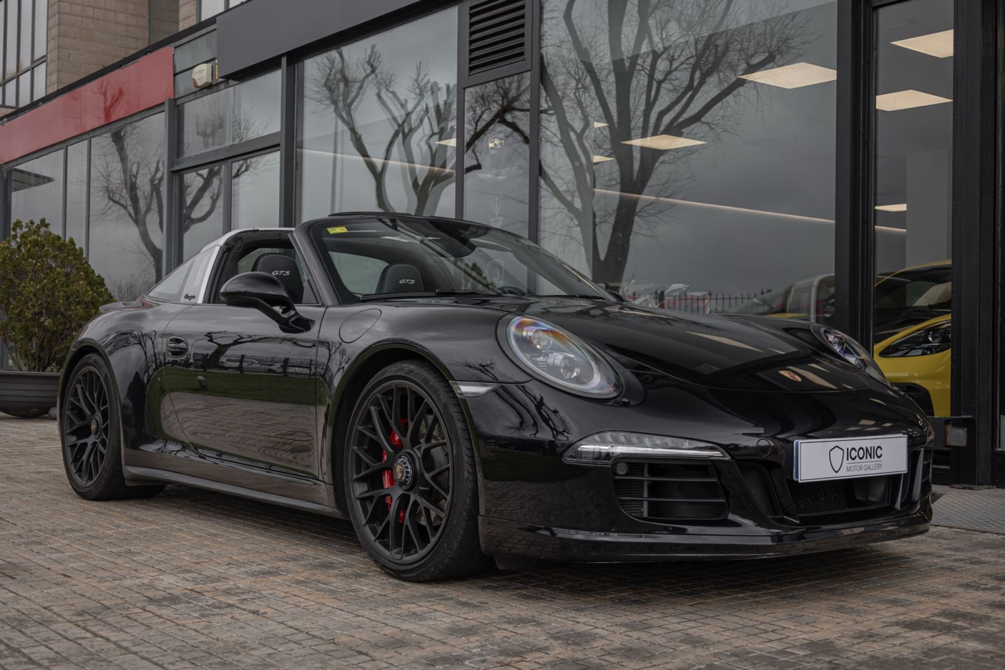 PORSCHE 911 991 TARGA 4 GTS