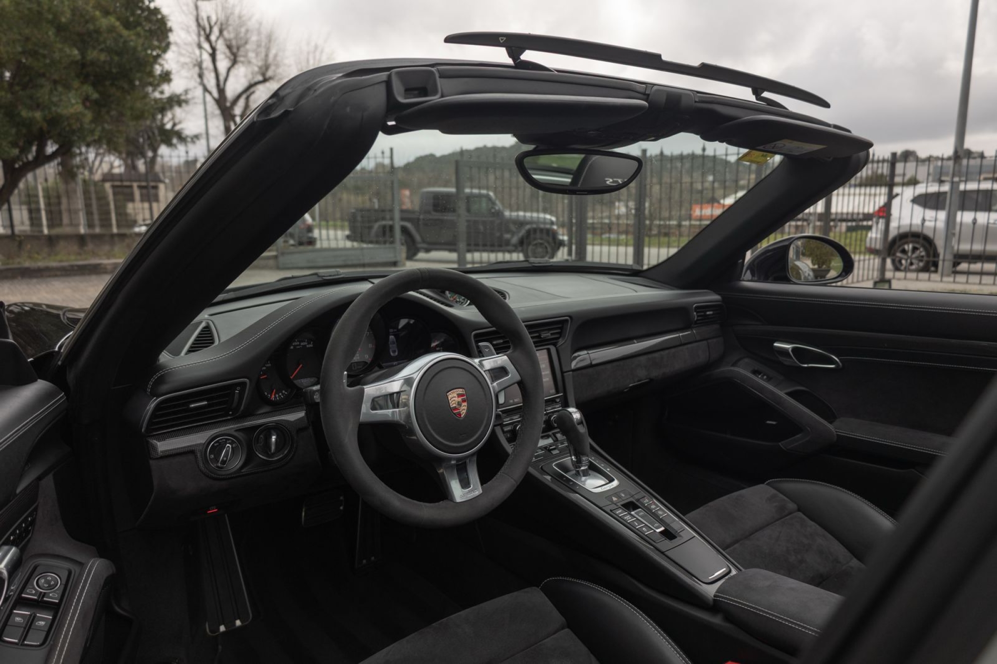 PORSCHE 911 991 TARGA 4 GTS