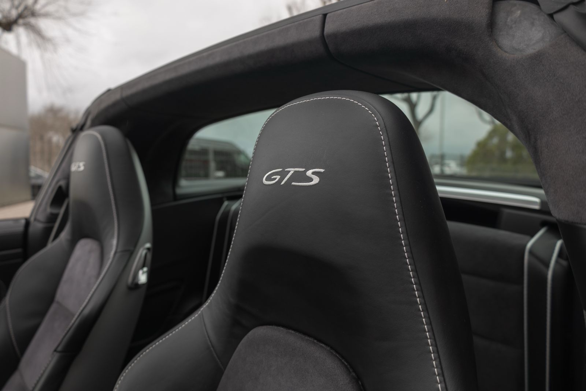 PORSCHE 911 991 TARGA 4 GTS