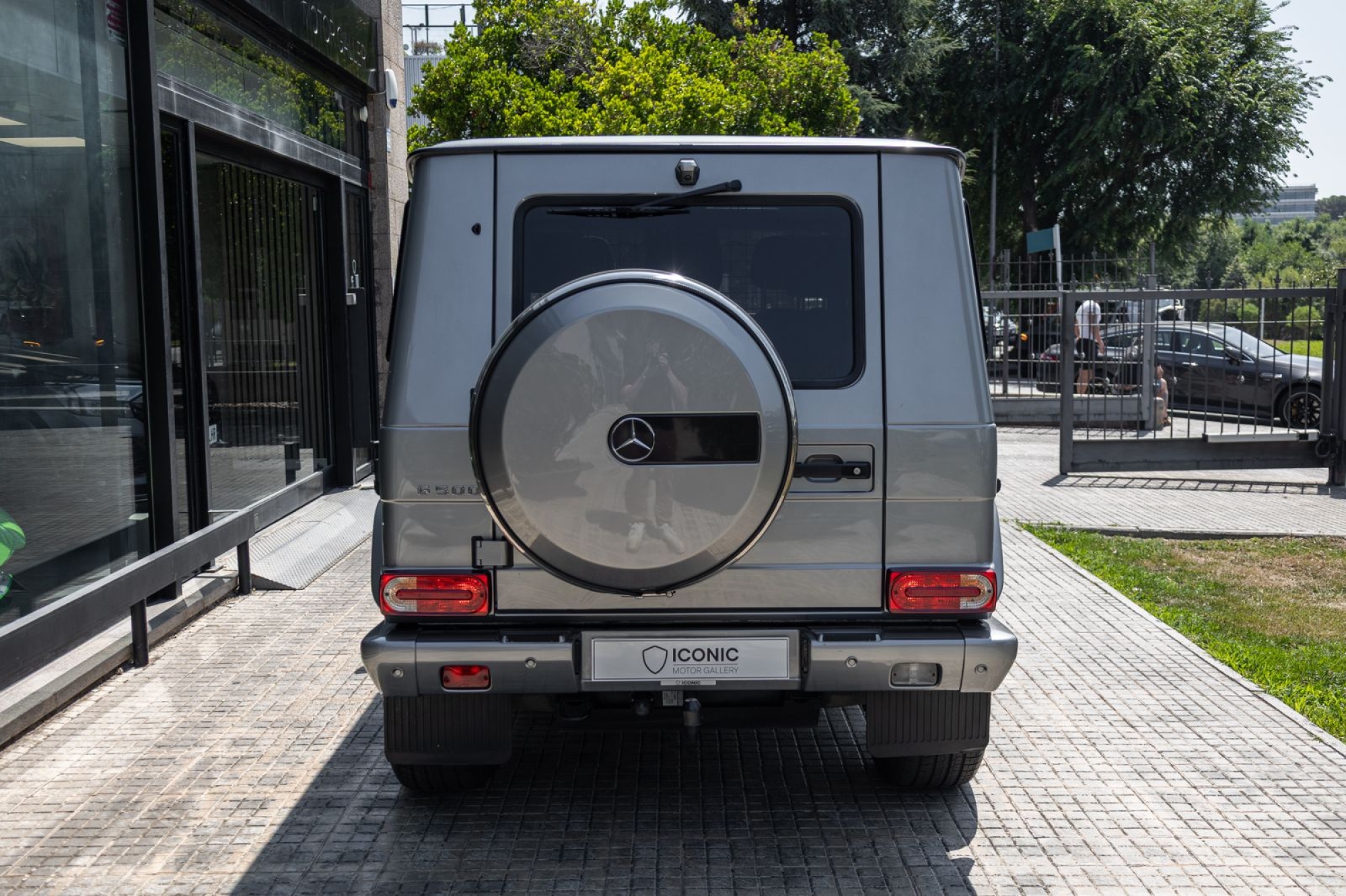 MERCEDES-BENZ G500