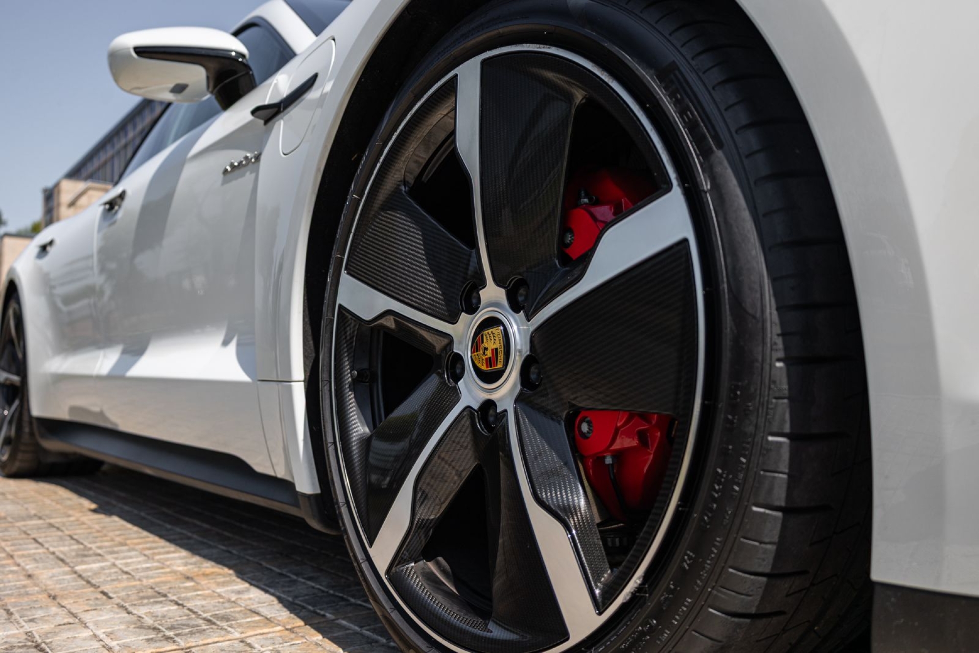 PORSCHE TAYCAN 4S