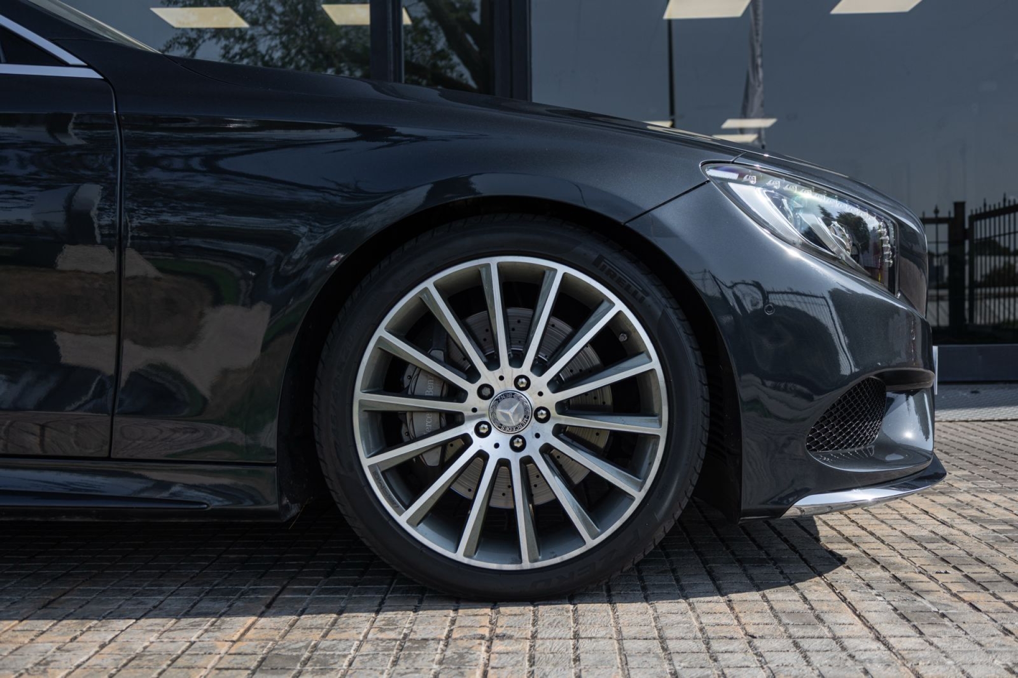 MERCEDES-BENZ S500 4MATIC COUPÉ