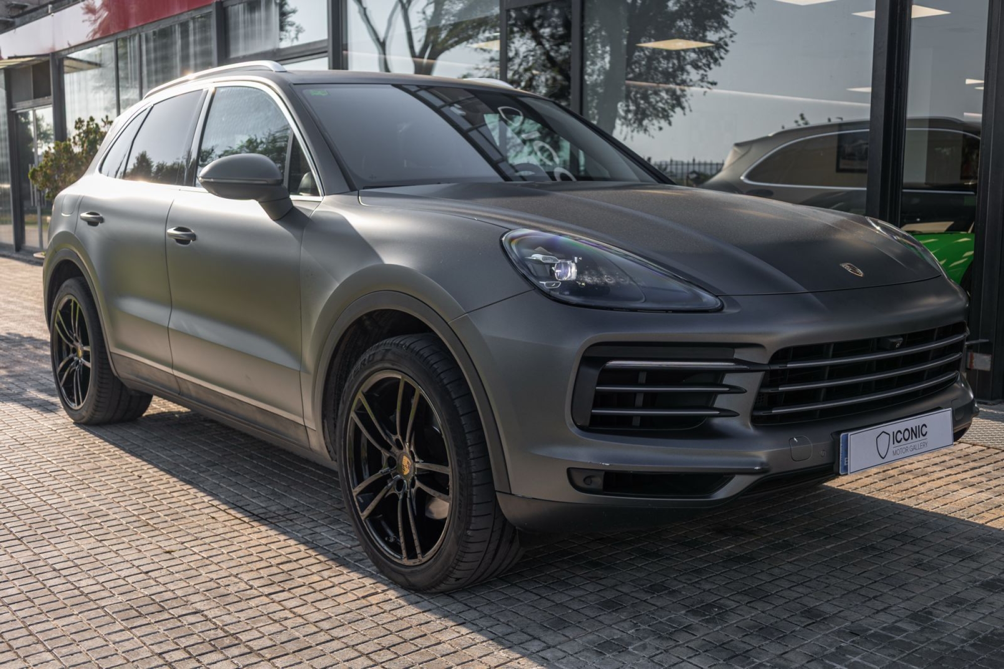 PORSCHE CAYENNE