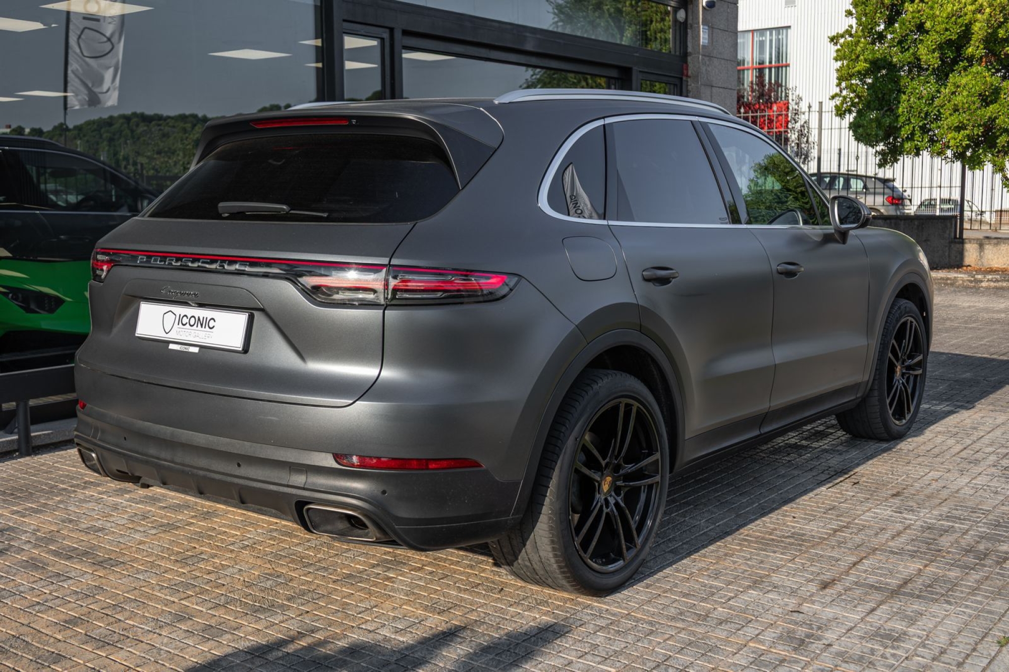 PORSCHE CAYENNE