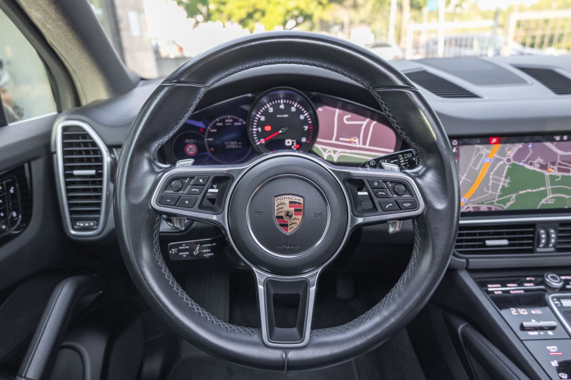 PORSCHE CAYENNE