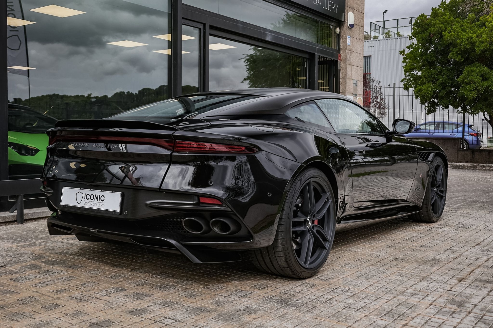 ASTON MARTIN DBS SUPERLEGGERA TAG HEUER EDITION