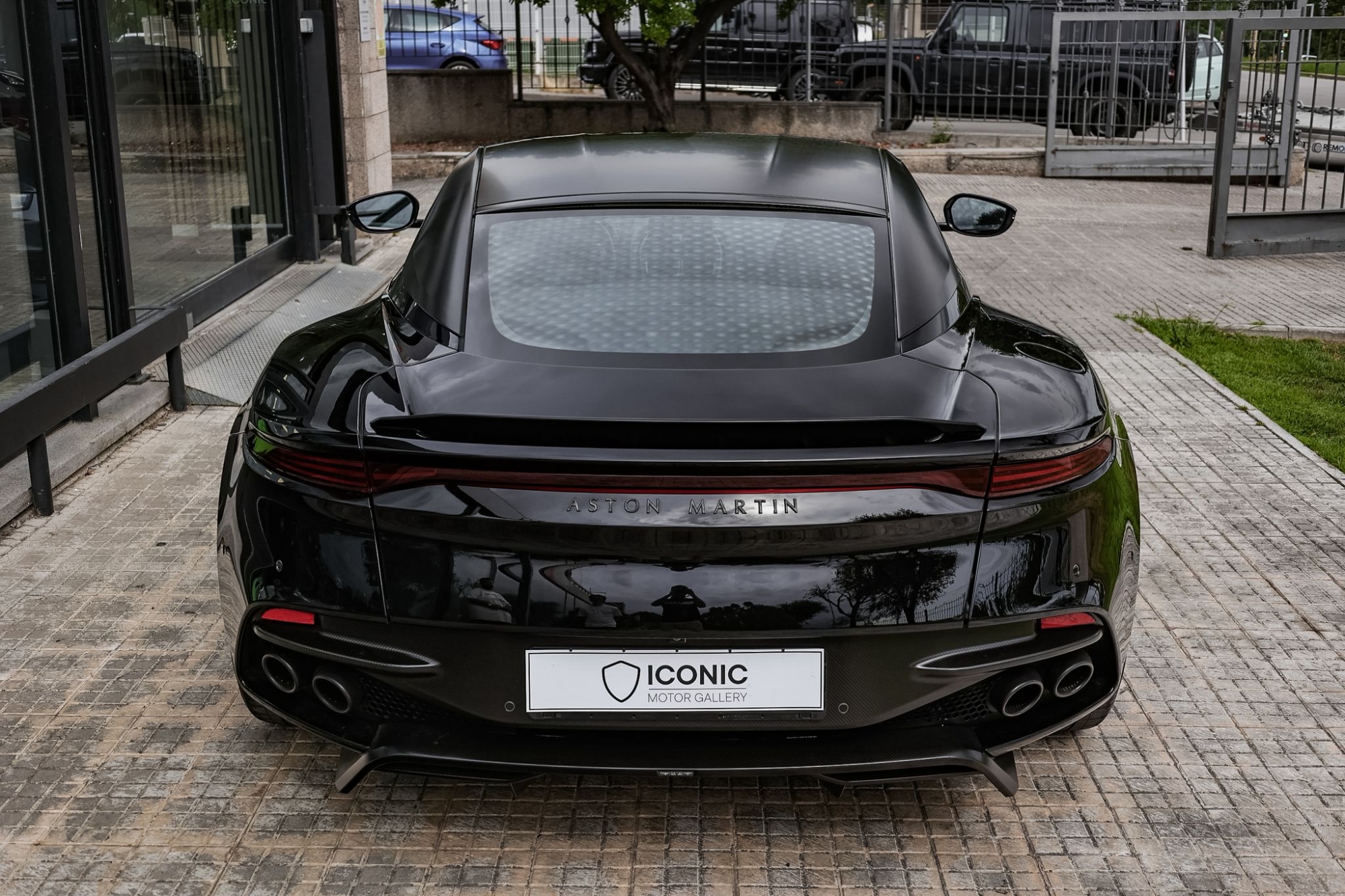 ASTON MARTIN DBS SUPERLEGGERA TAG HEUER EDITION