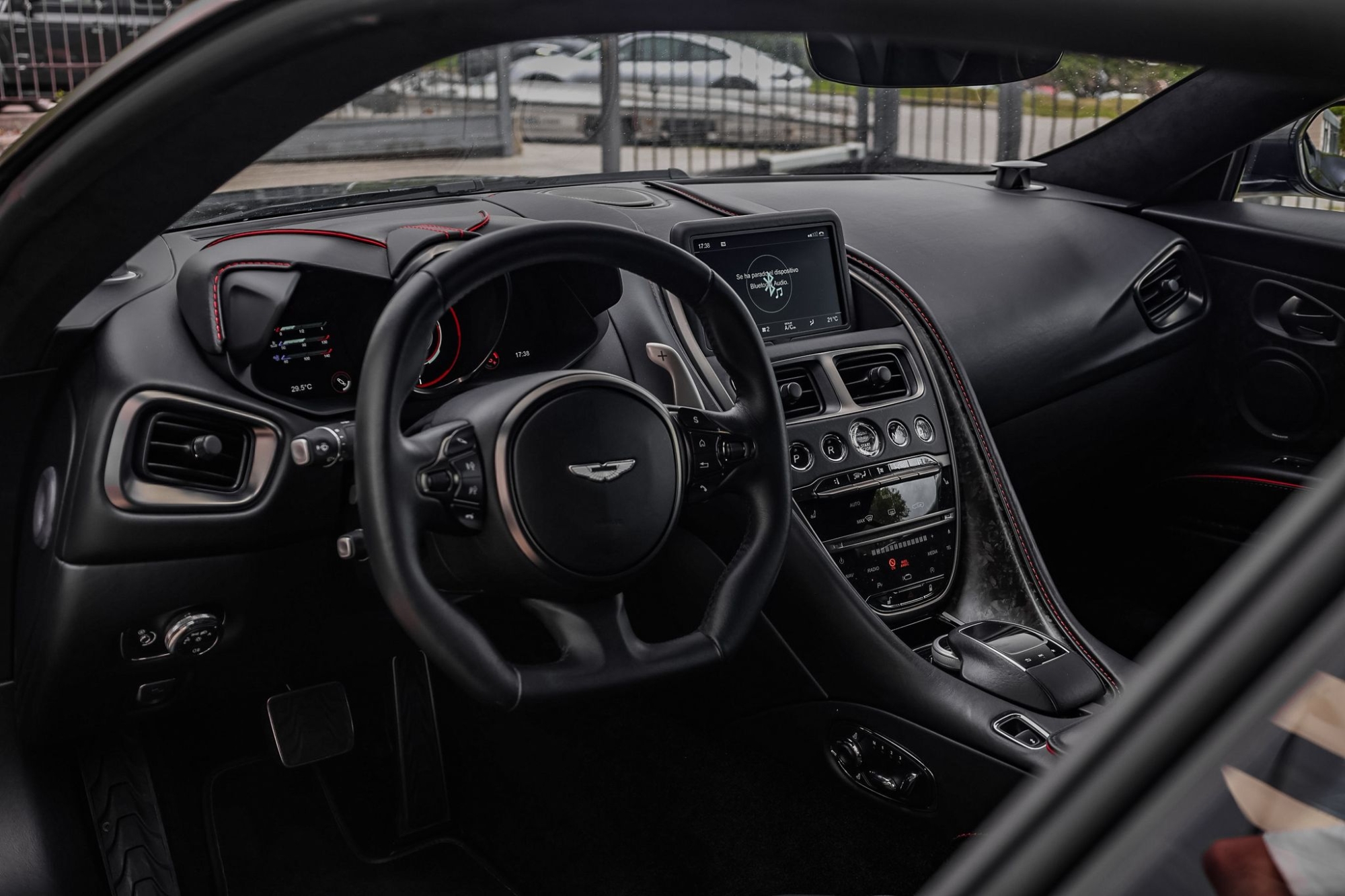 ASTON MARTIN DBS SUPERLEGGERA TAG HEUER EDITION