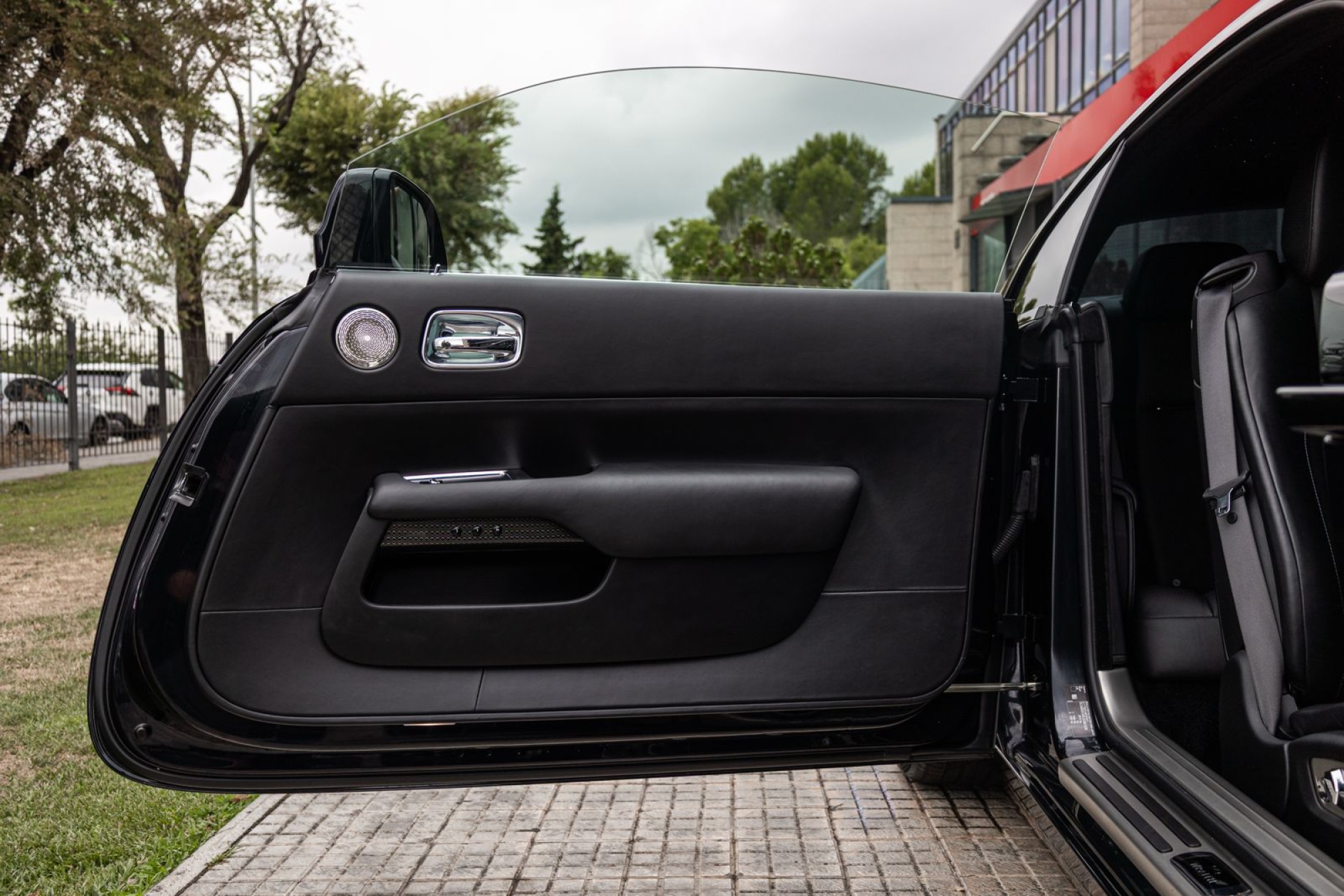 ROLLS-ROYCE WRAITH