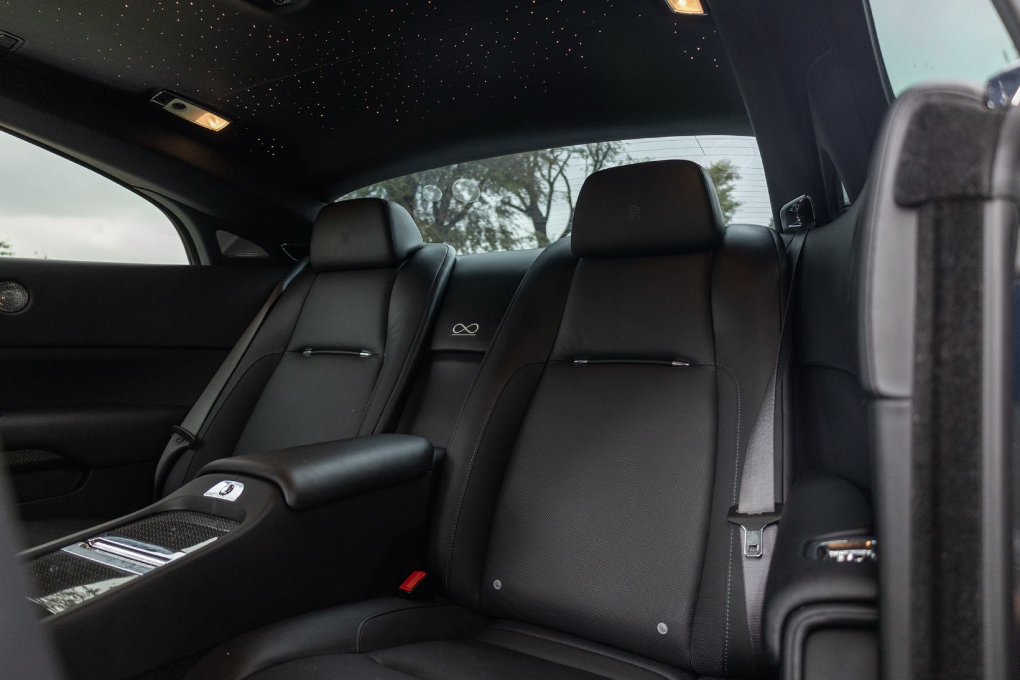 ROLLS-ROYCE WRAITH