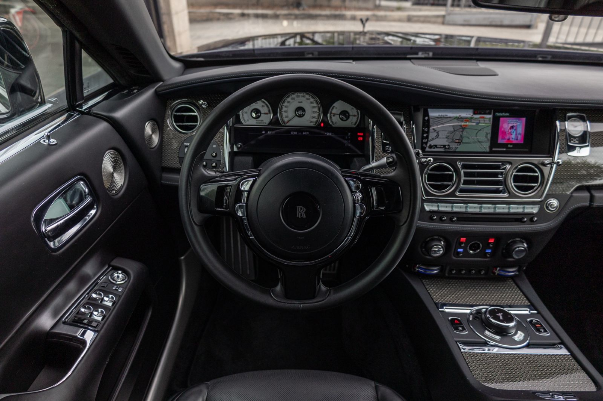 ROLLS-ROYCE WRAITH