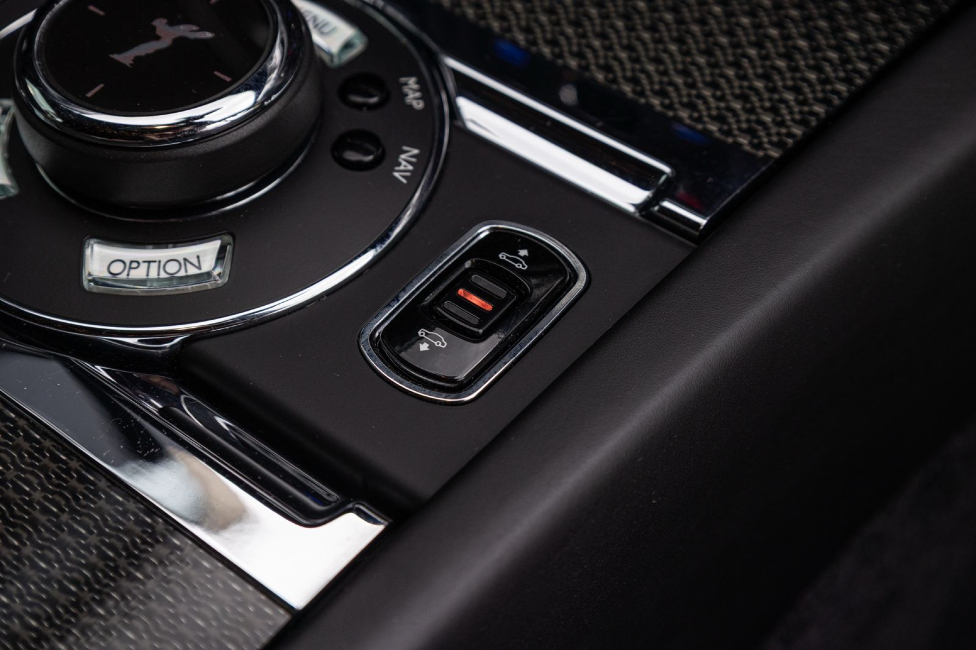ROLLS-ROYCE WRAITH