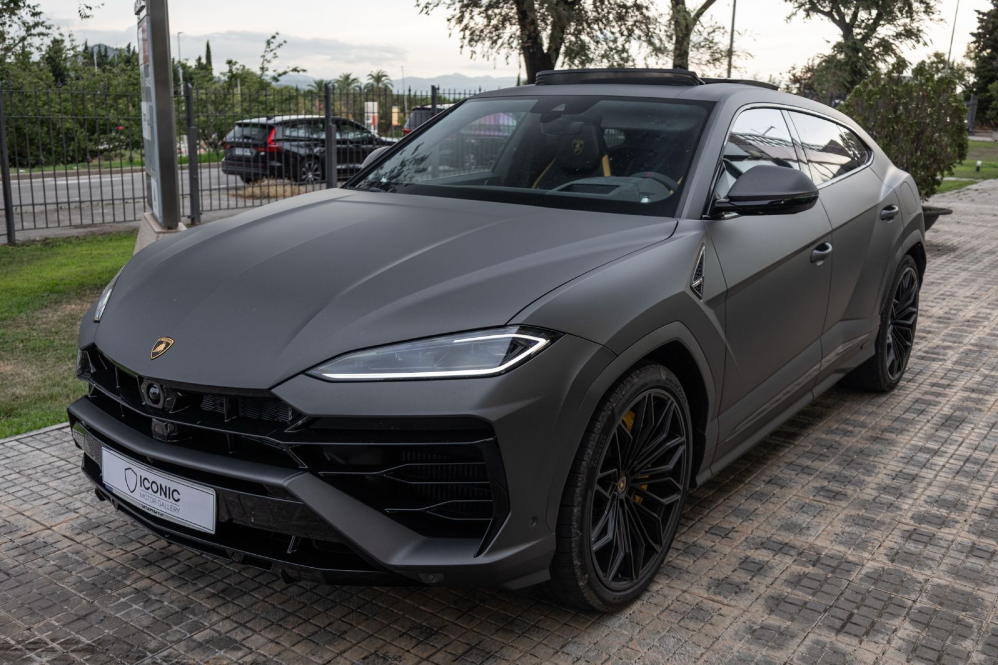 LAMBORGHINI URUS SE