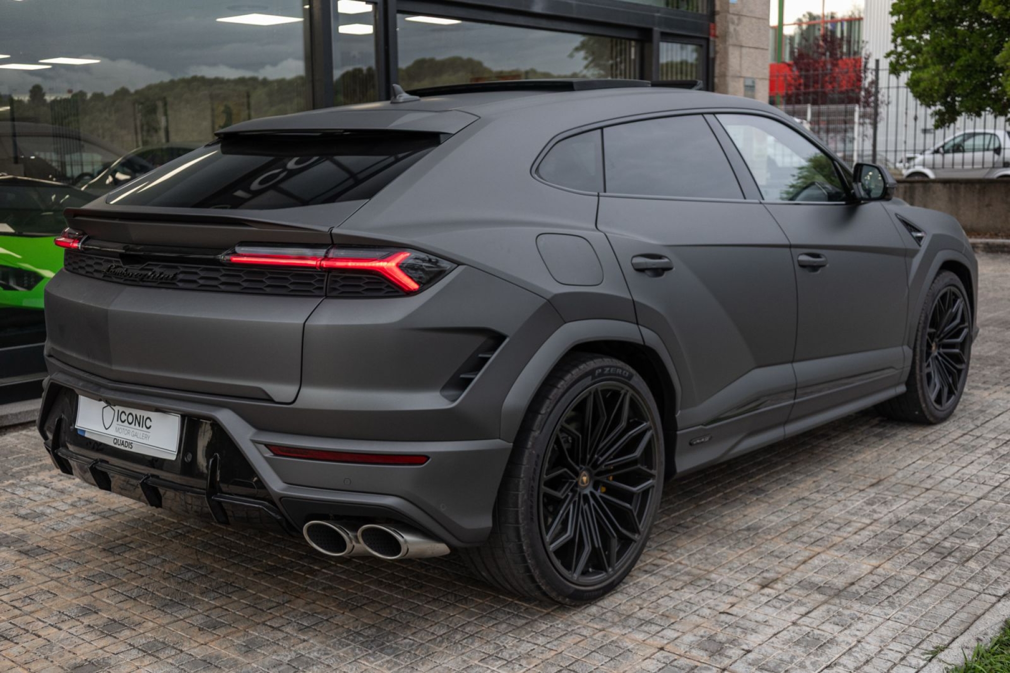 LAMBORGHINI URUS SE
