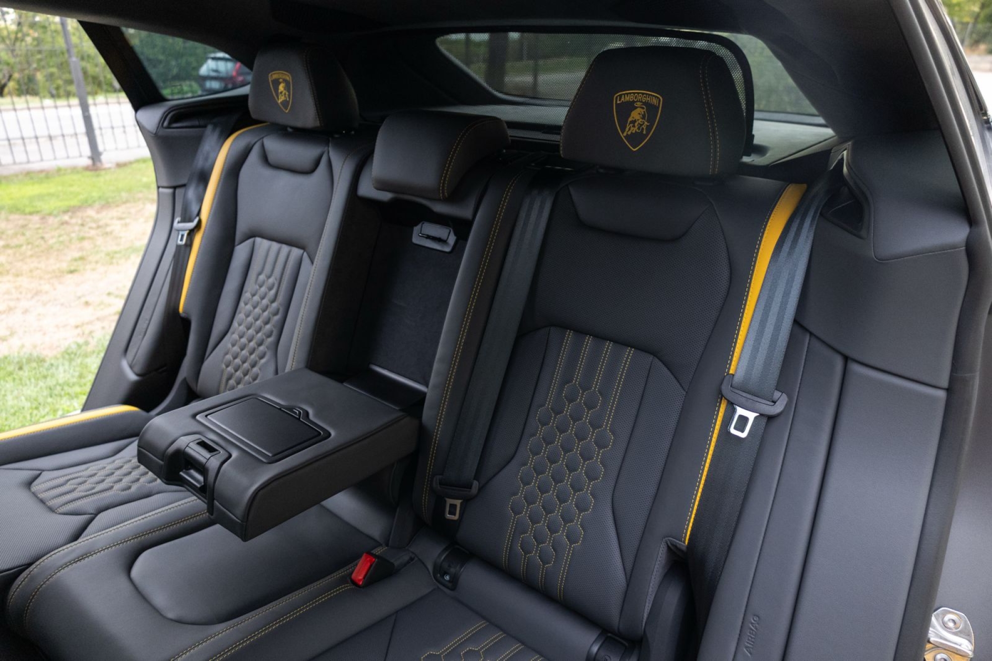 LAMBORGHINI URUS SE