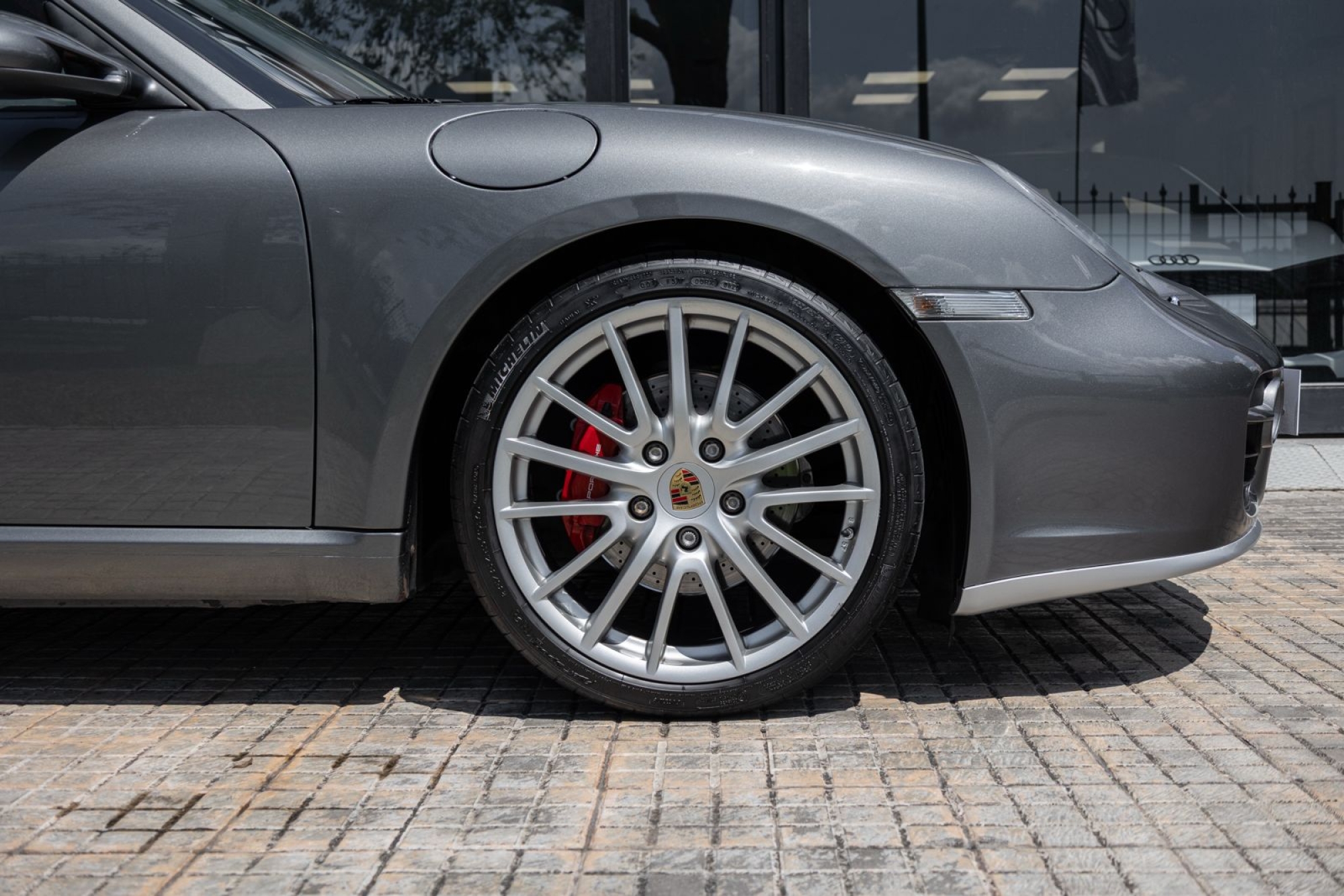 PORSCHE CAYMAN S