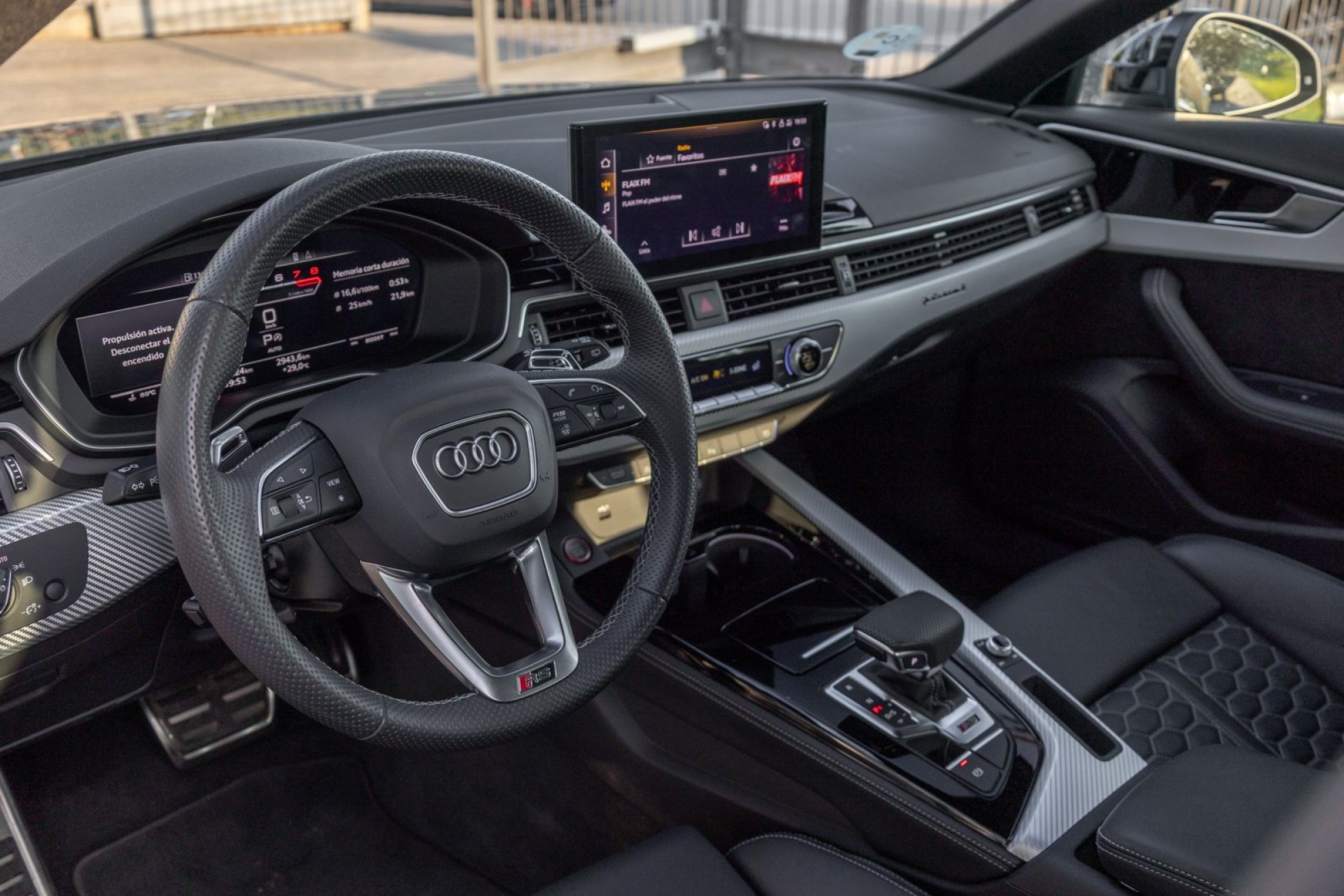AUDI RS4 AVANT
