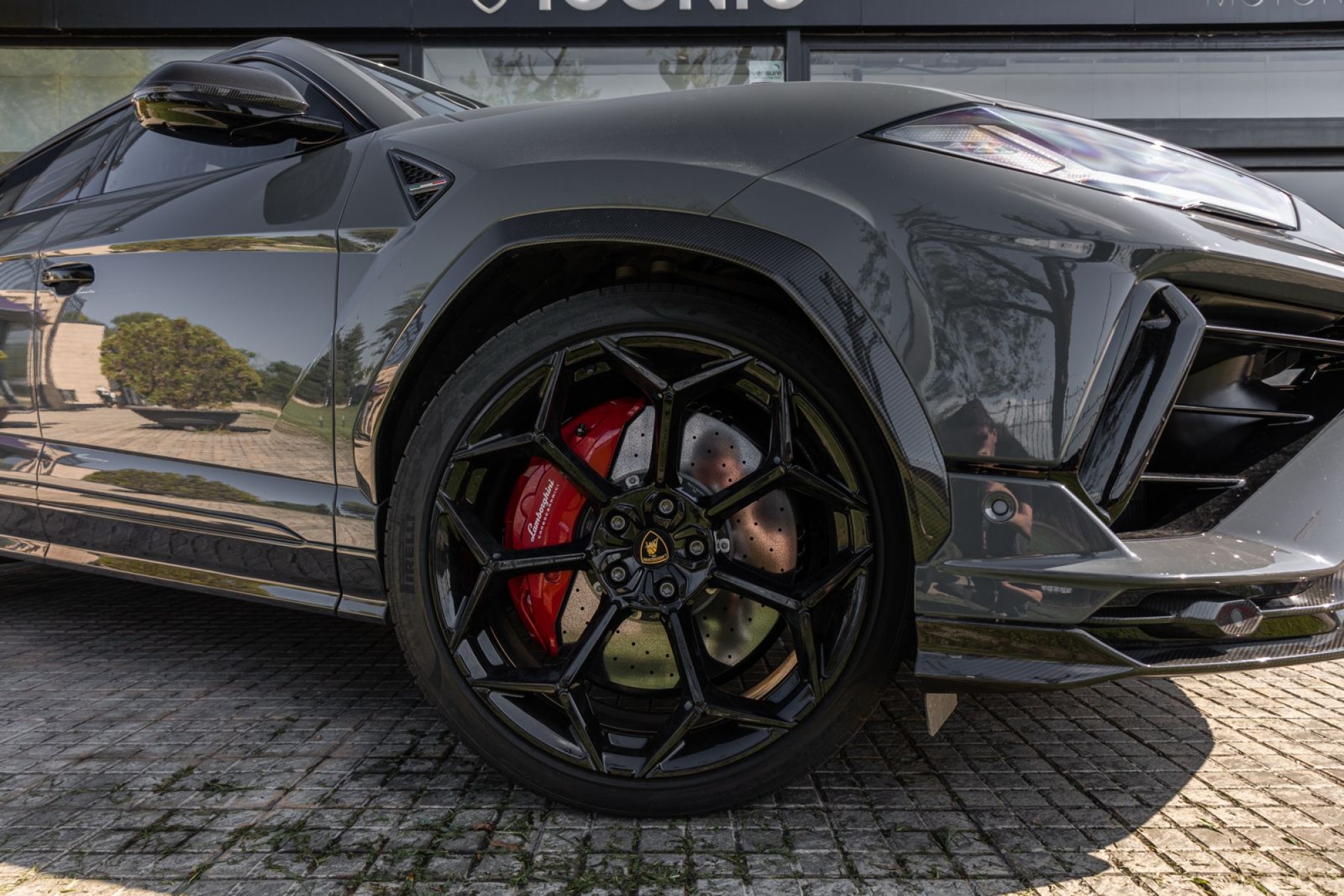 LAMBORGHINI URUS PERFORMANTE