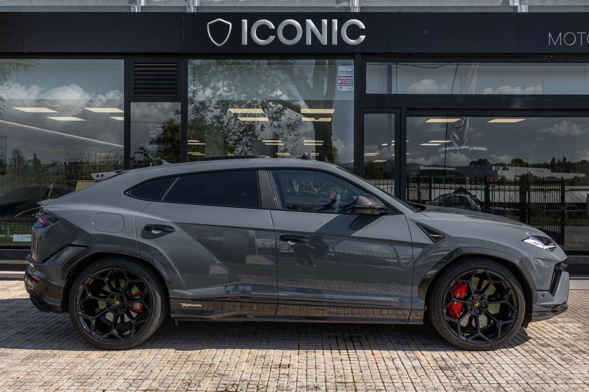 LAMBORGHINI URUS PERFORMANTE