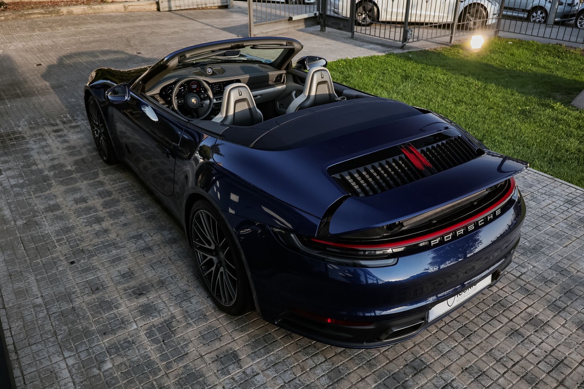 PORSCHE 911 992 CARRERA CABRIO