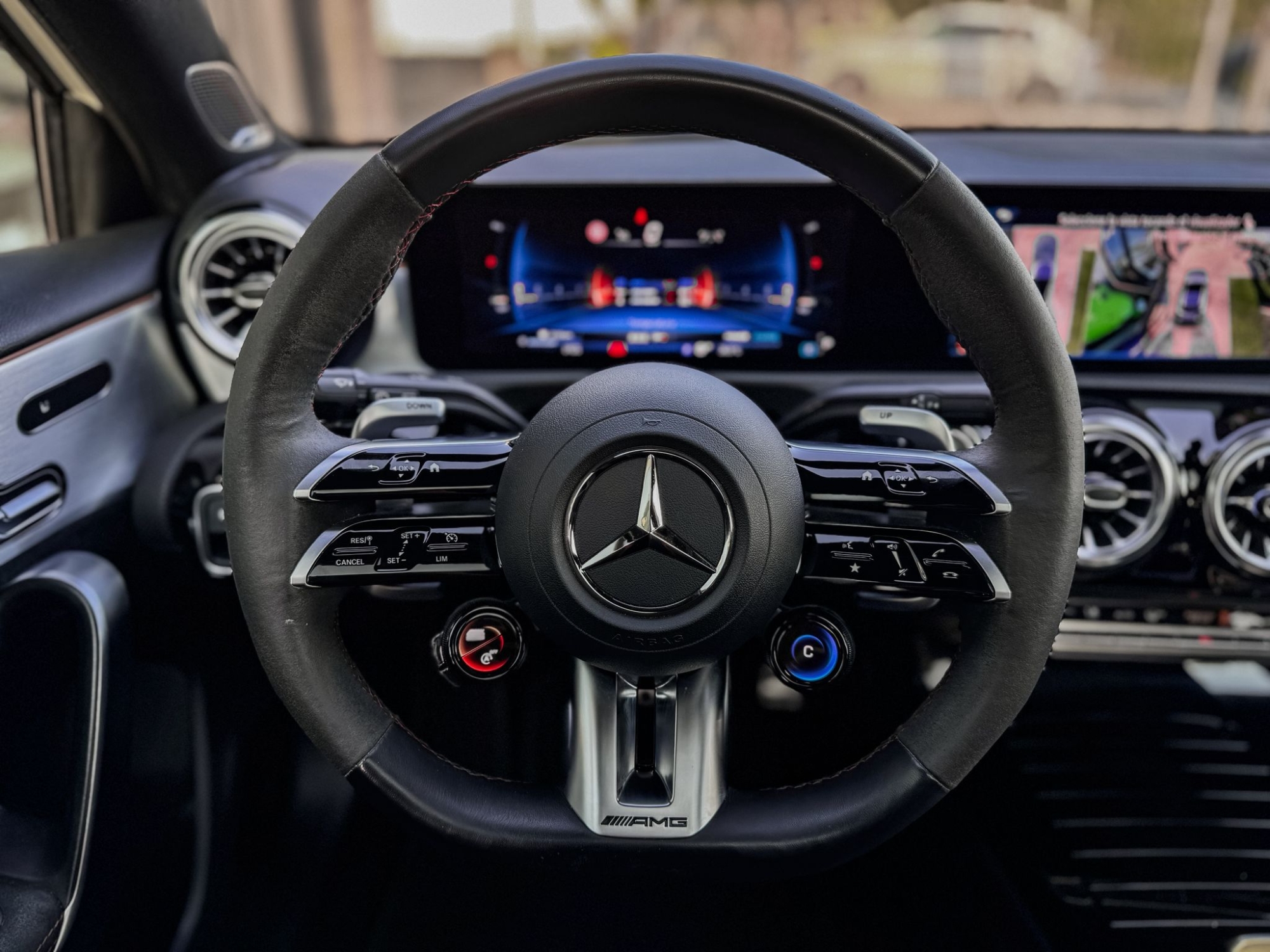 MERCEDES BENZ A35 AMG