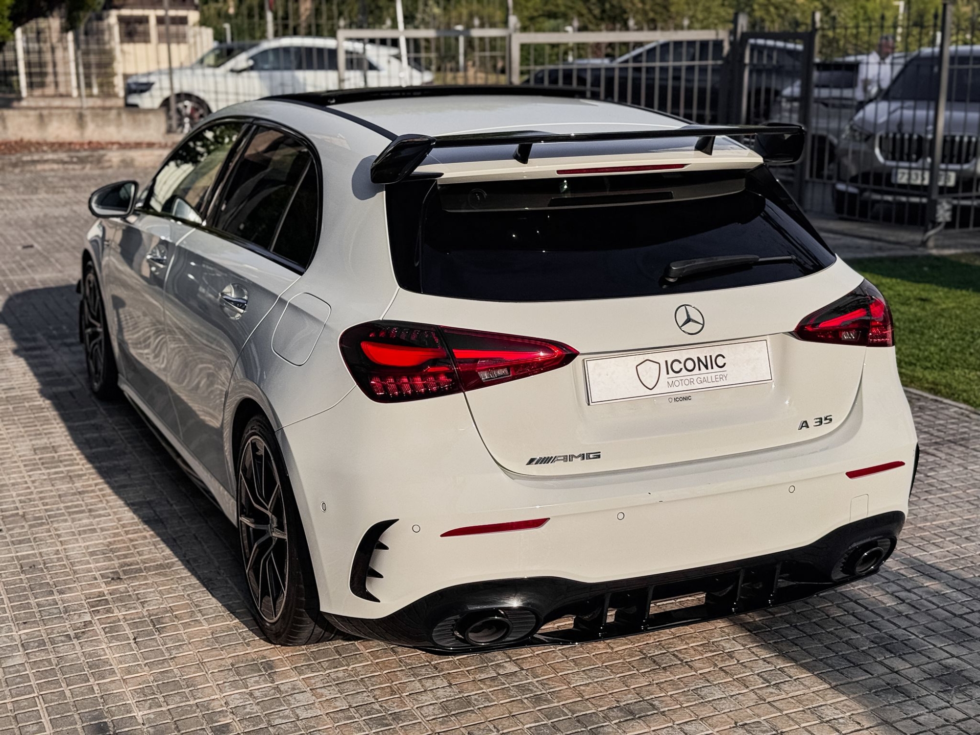 MERCEDES BENZ A35 AMG
