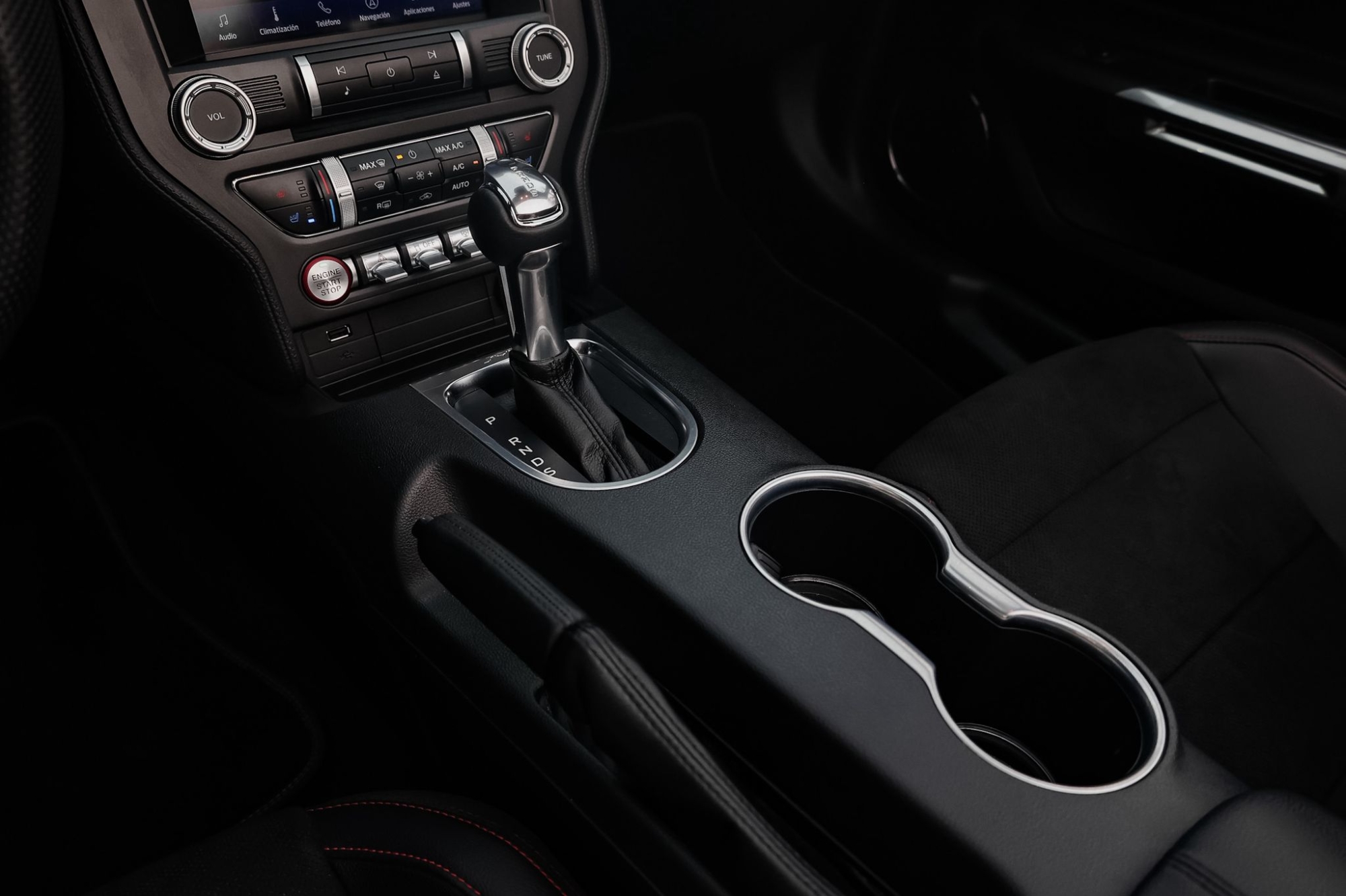 MUSTANG GT CS CALIFORNIA SPECIAL EDITION