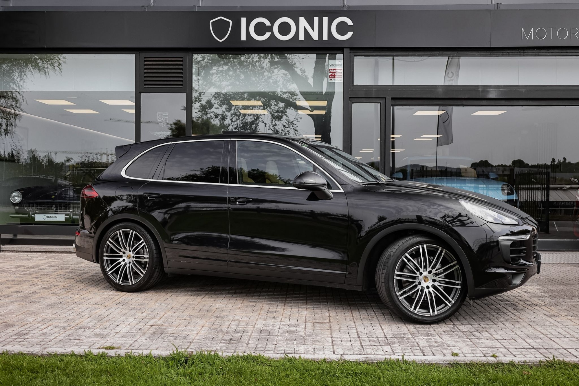 PORSCHE CAYENNE S