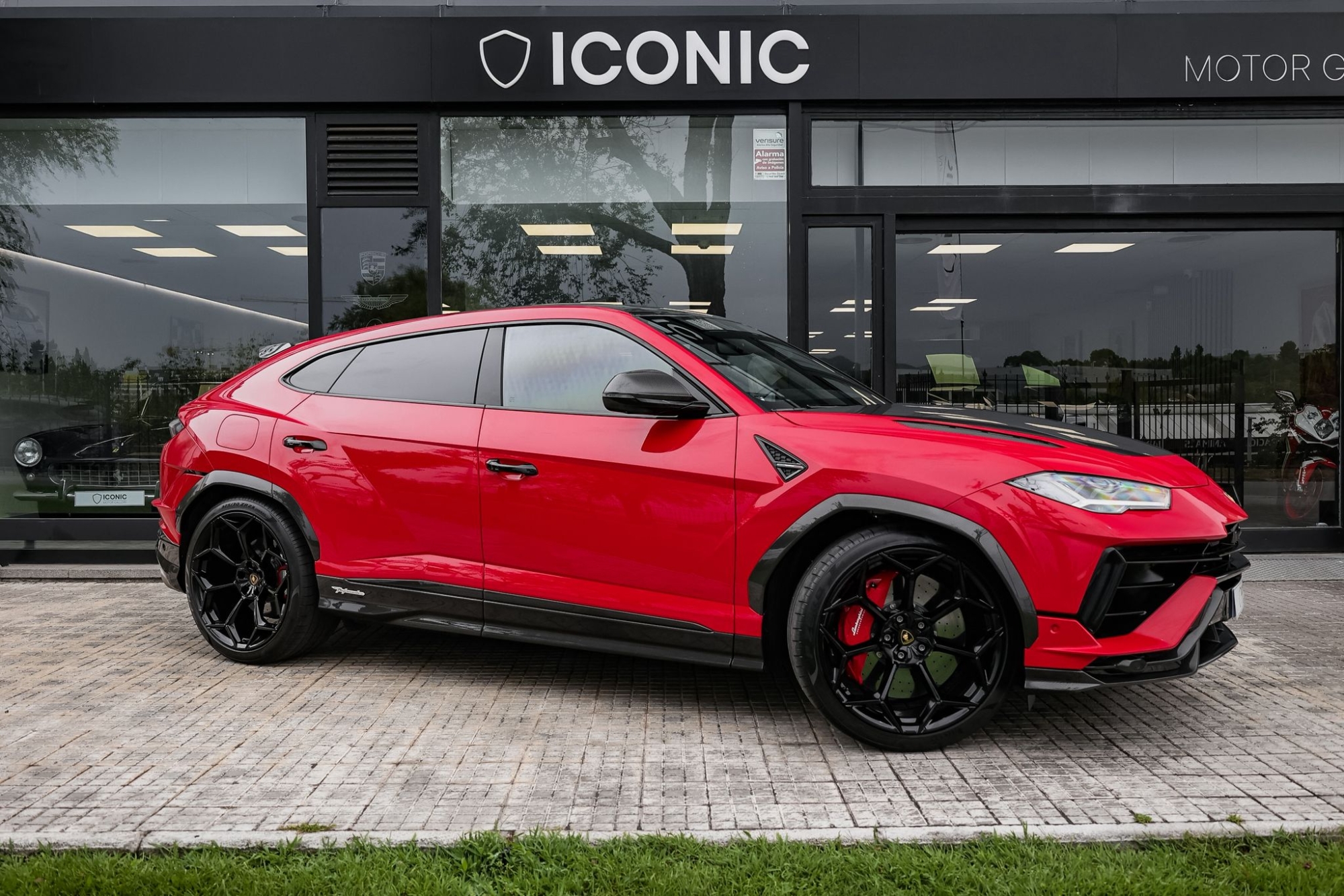 LAMBORGHINI URUS PERFORMANTE