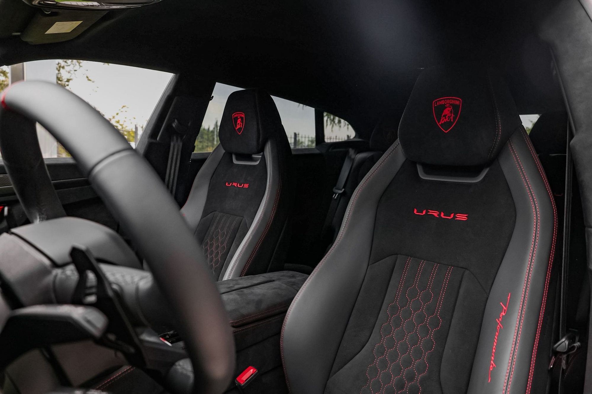 LAMBORGHINI URUS PERFORMANTE