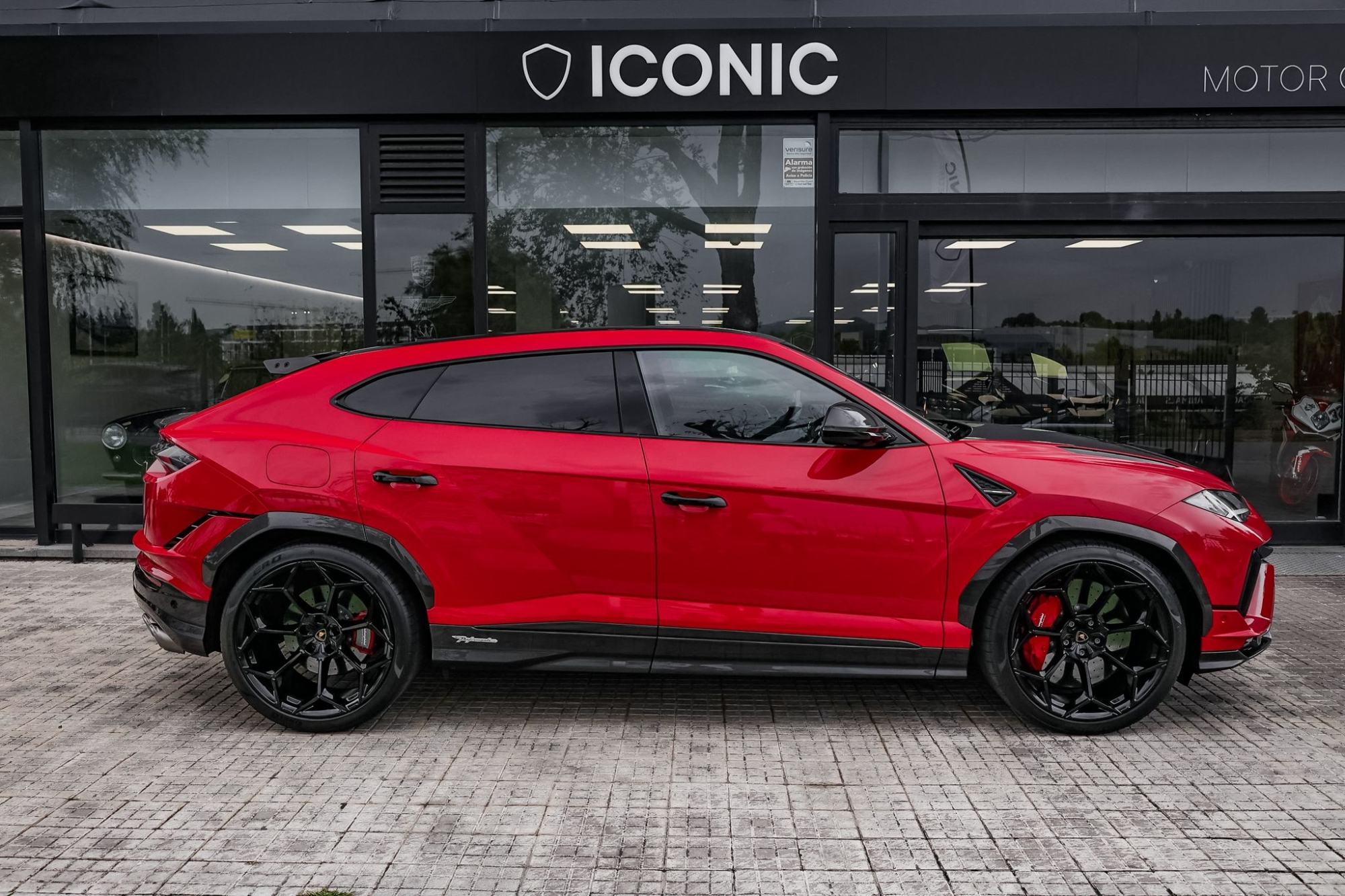 LAMBORGHINI URUS PERFORMANTE