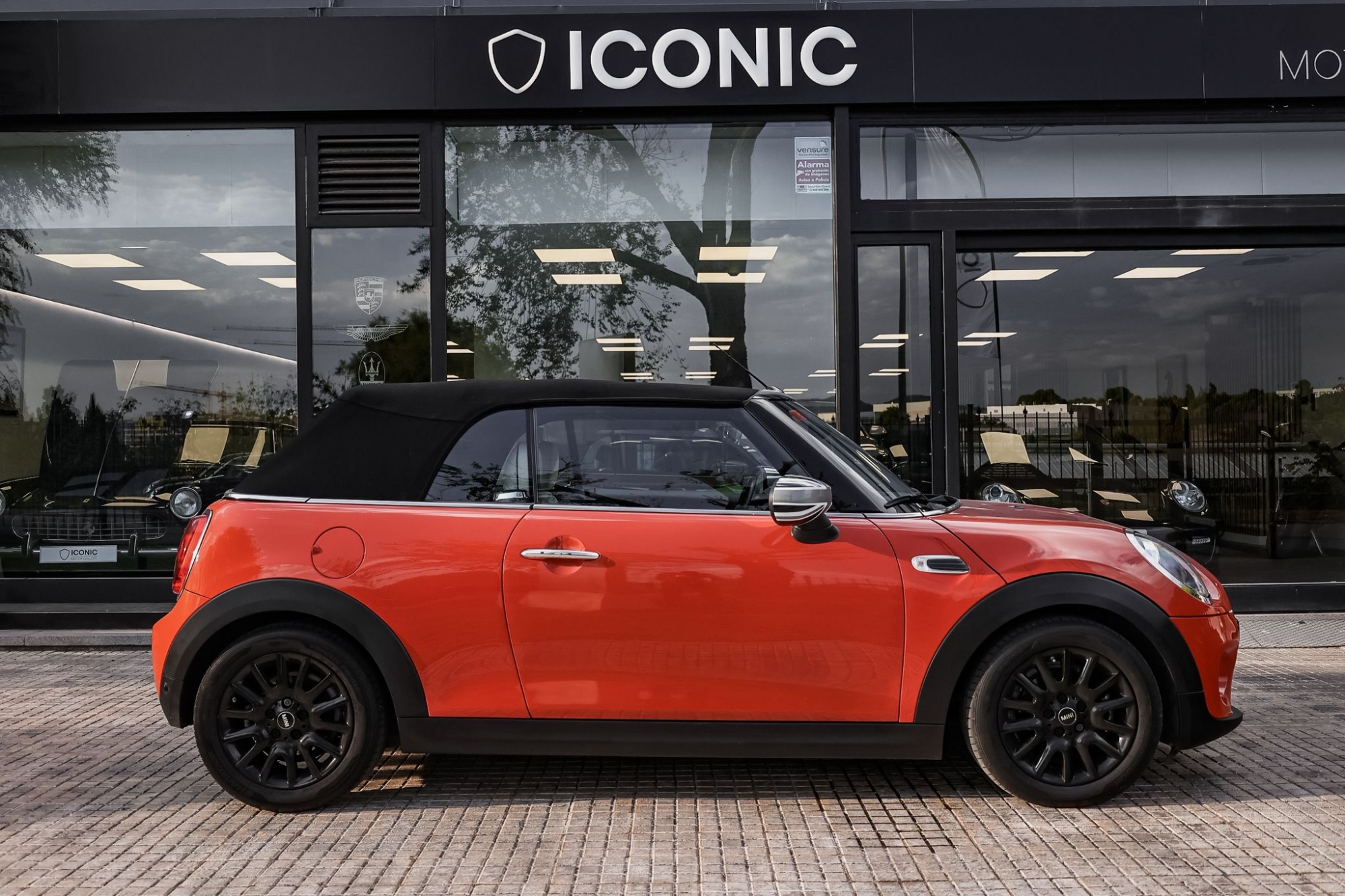 MINI COOPER CABRIO