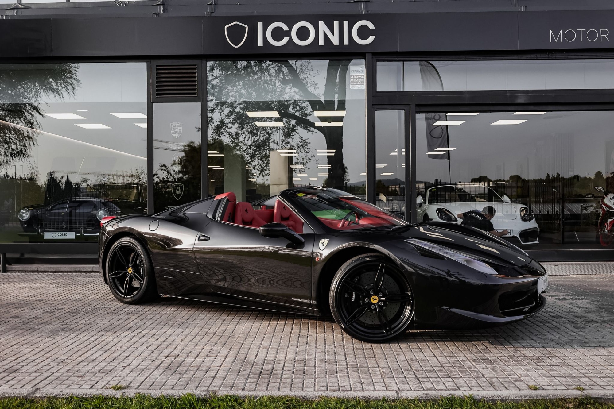 FERRARI 458 SPIDER