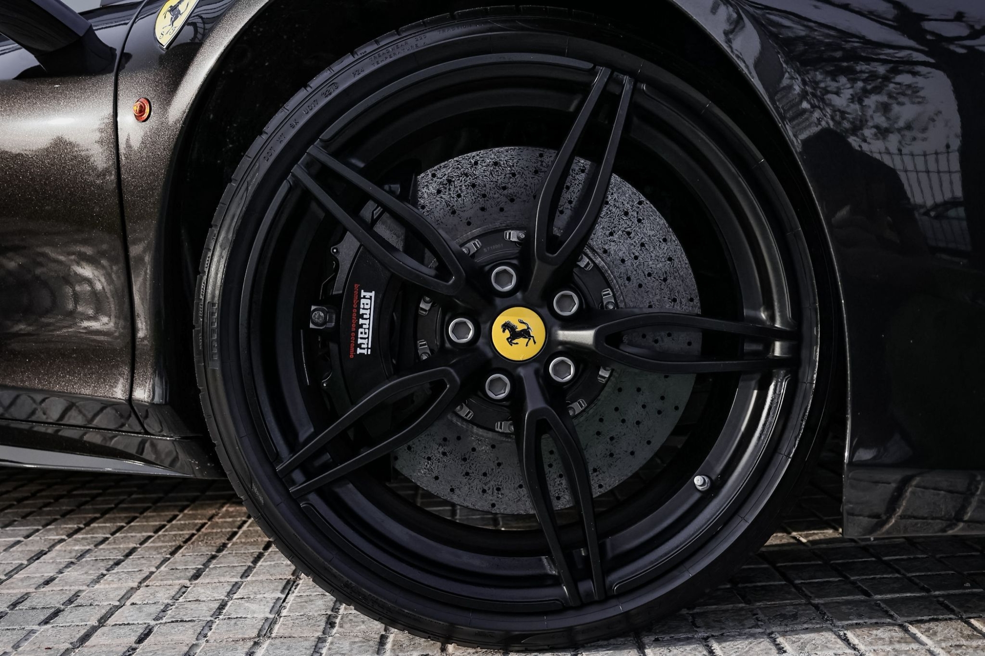 FERRARI 458 SPIDER