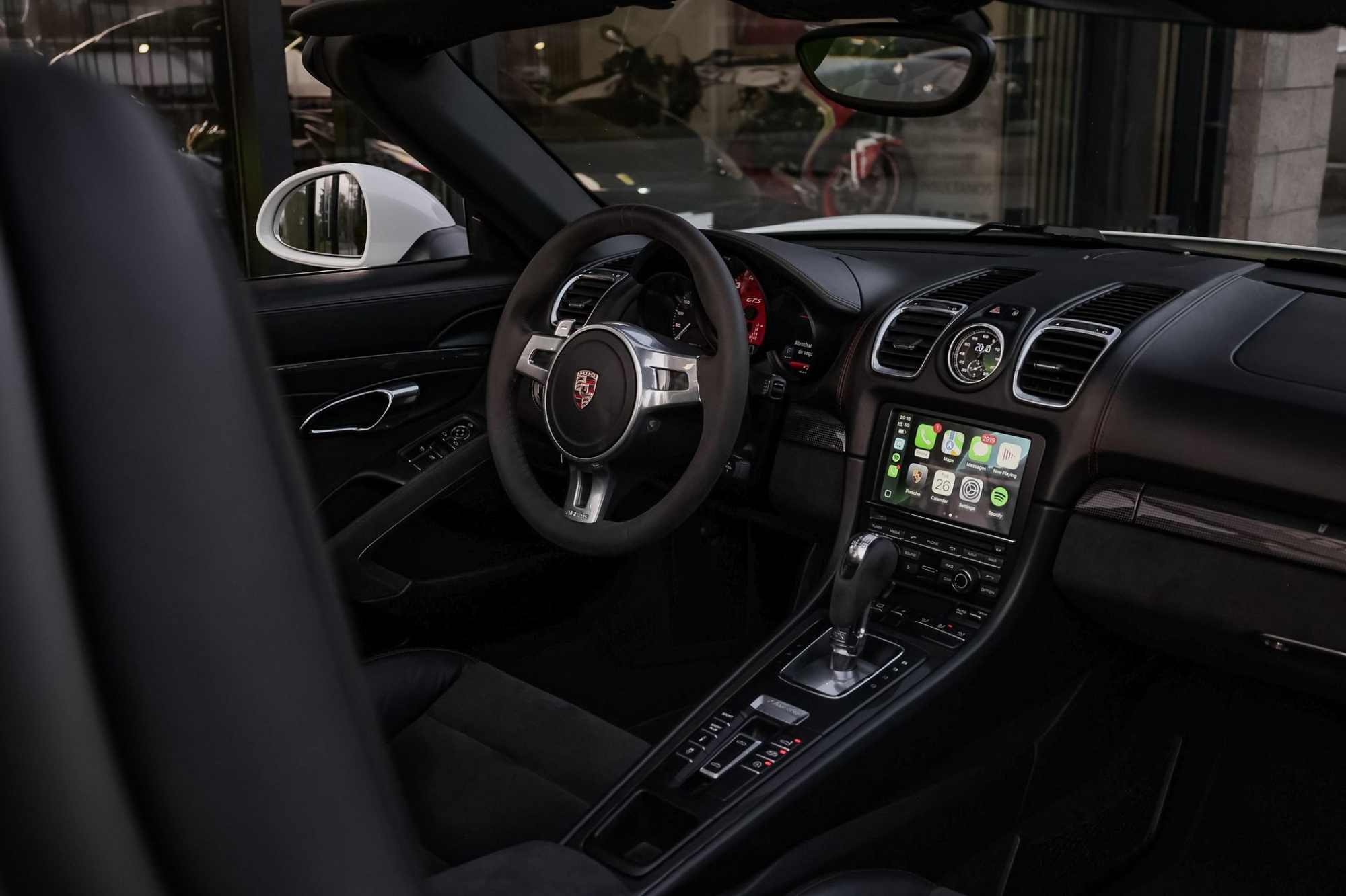 PORSCHE BOXSTER GTS