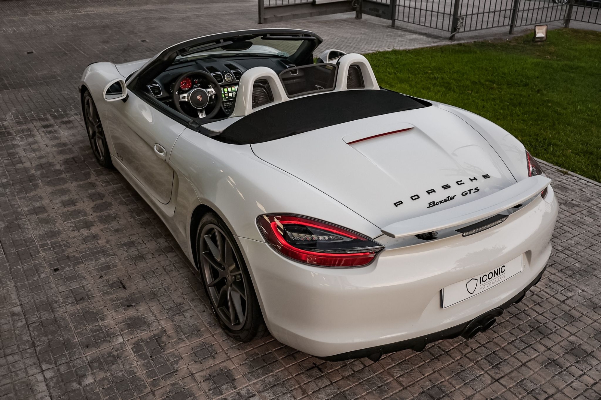 PORSCHE BOXSTER GTS