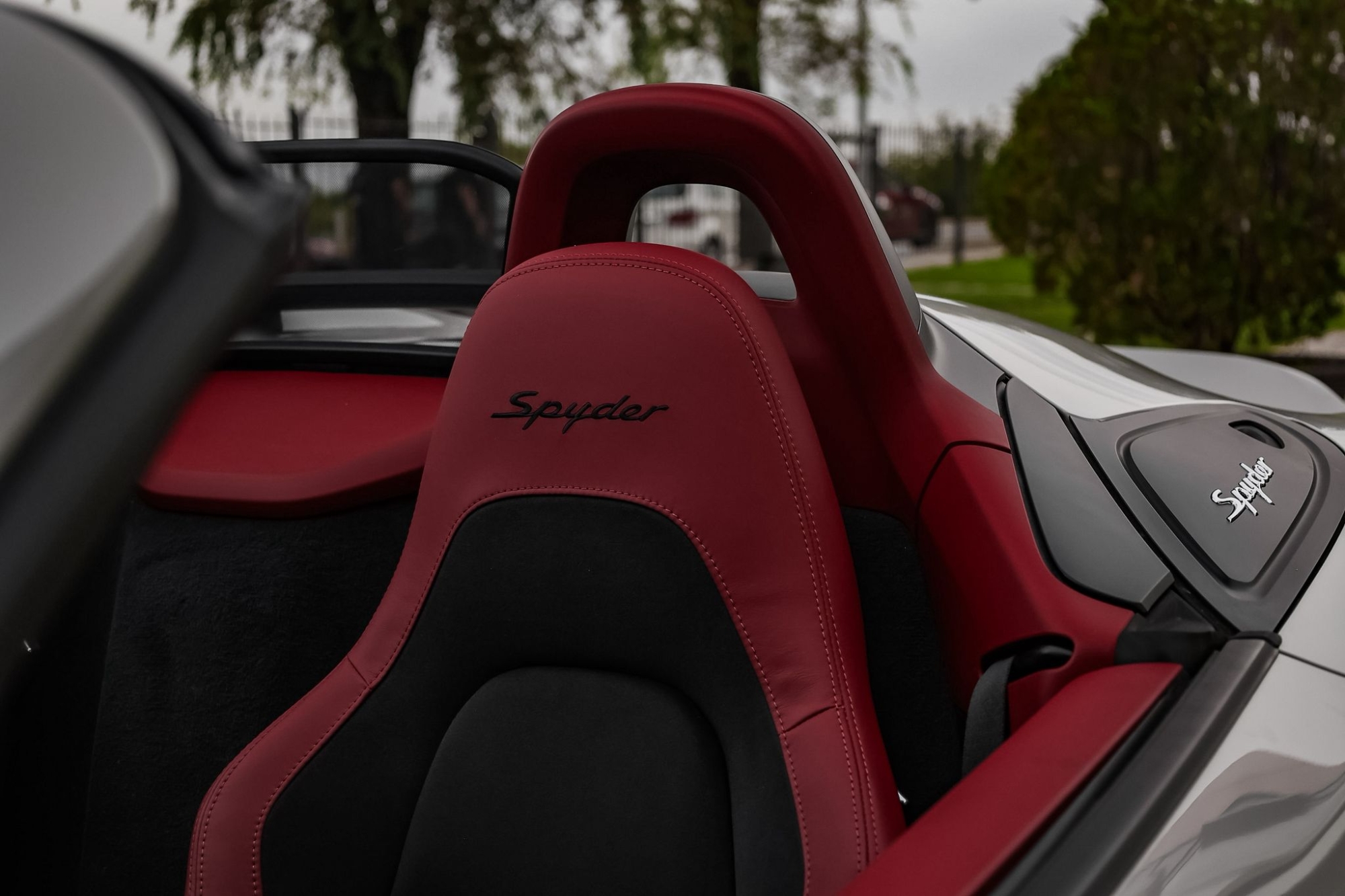 PORSCHE 718 SPYDER