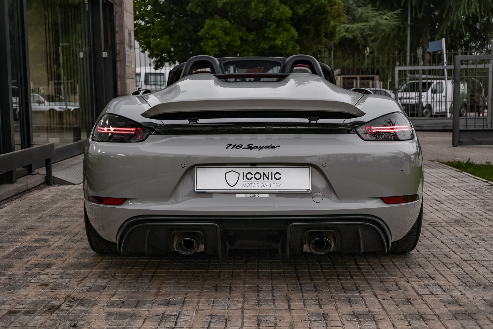 PORSCHE 718 SPYDER