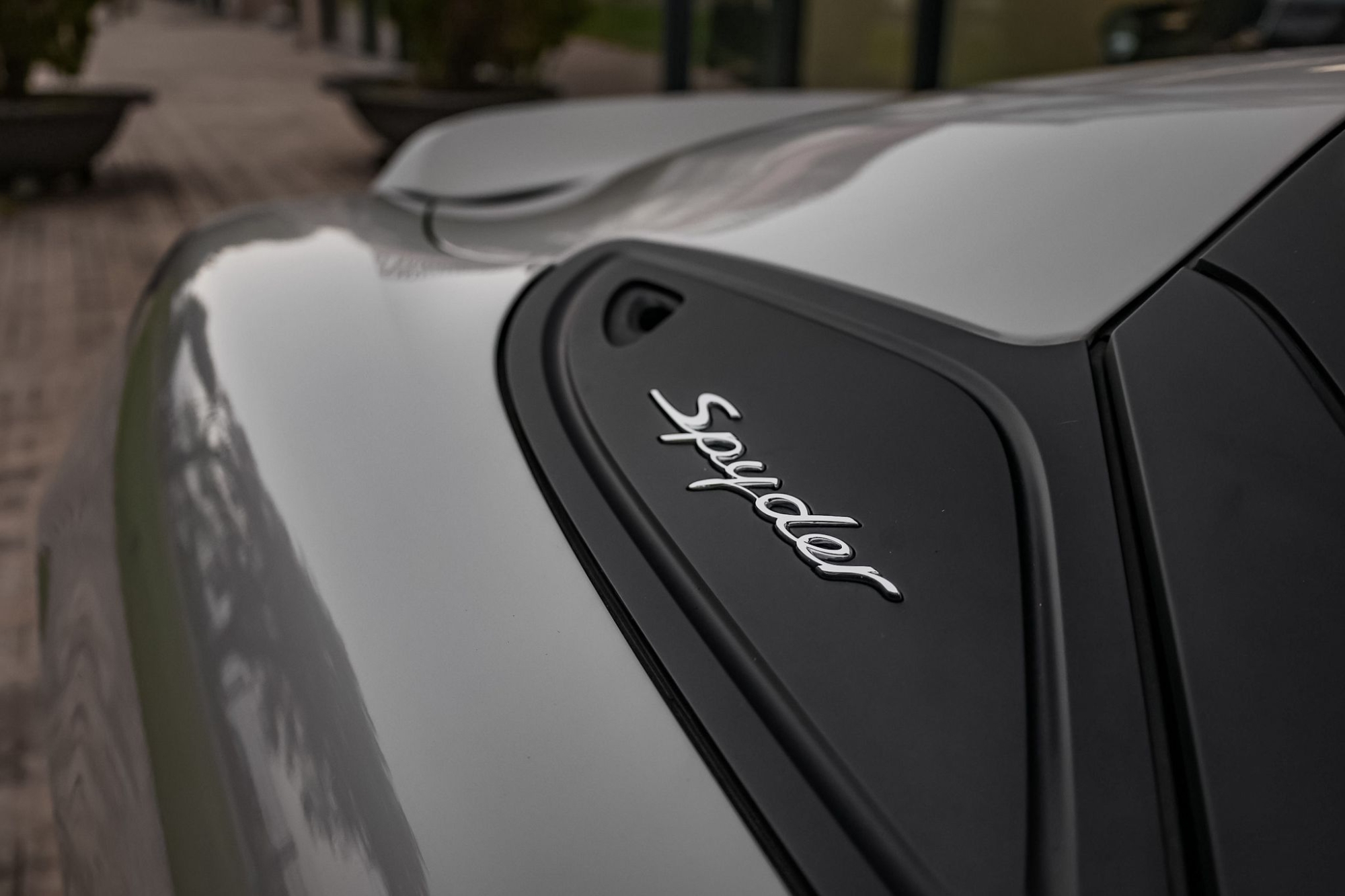 PORSCHE 718 SPYDER