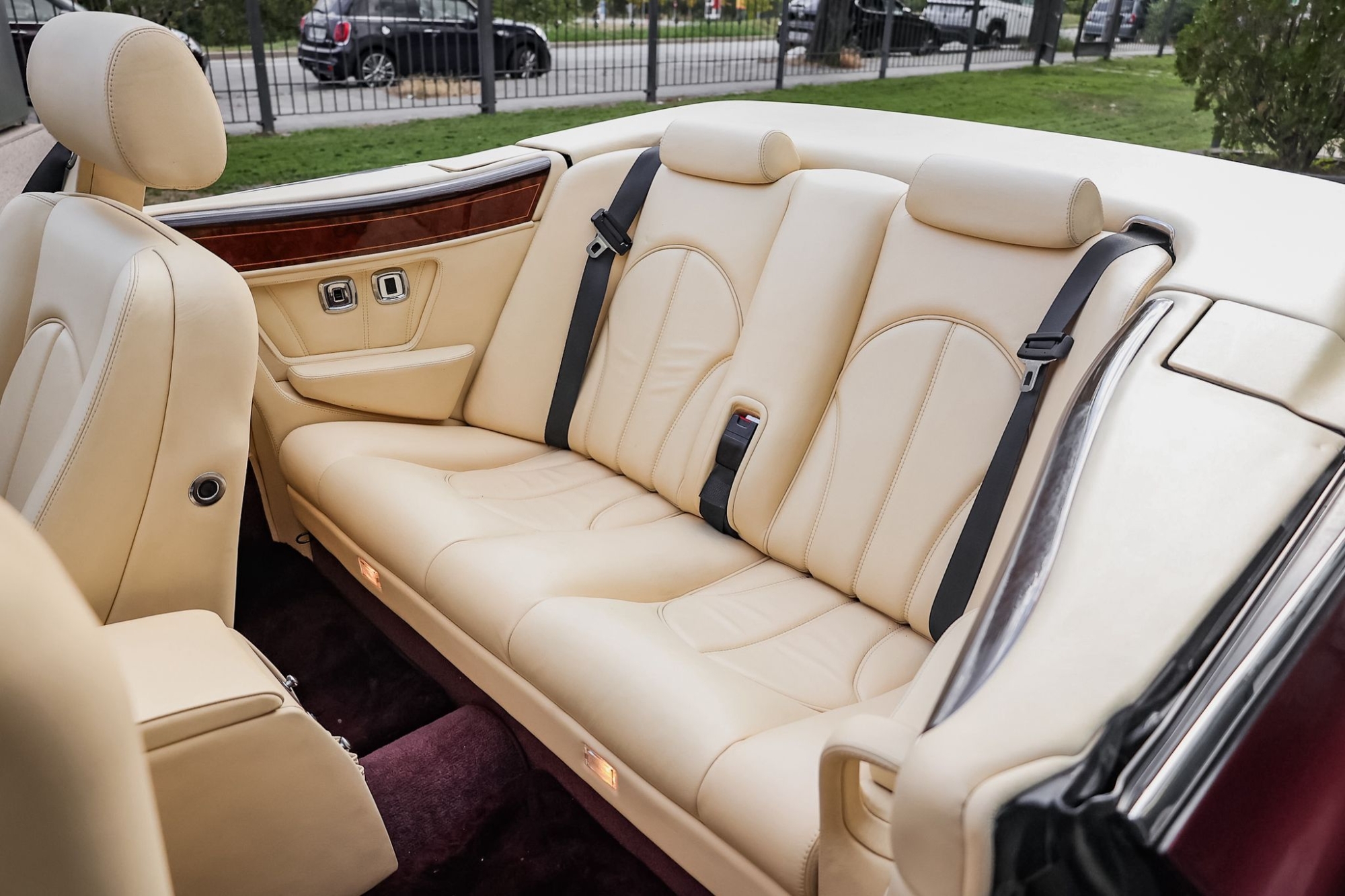 ROLLS-ROYCE CORNICHE