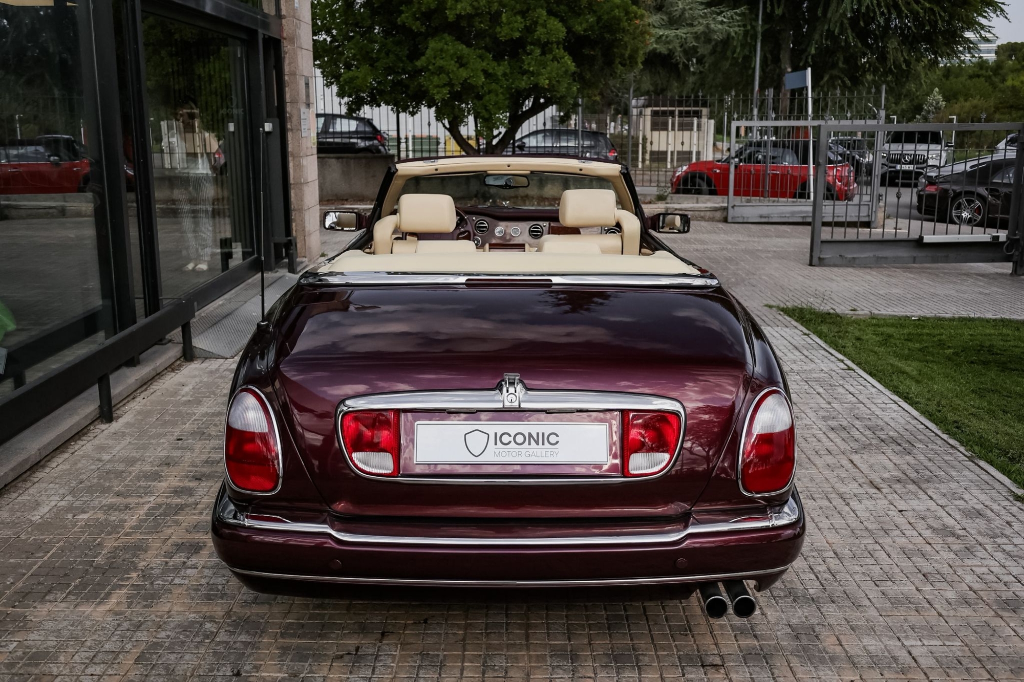 ROLLS-ROYCE CORNICHE
