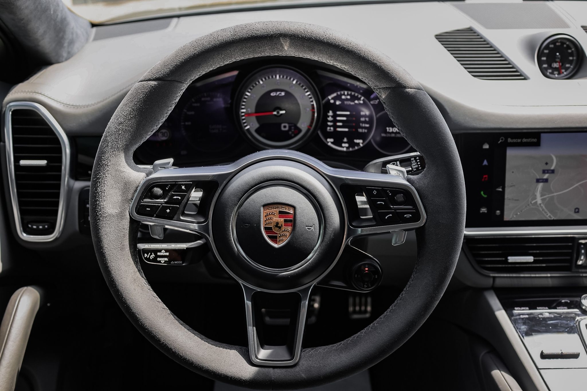 PORSCHE CAYENNE COUPE GTS
