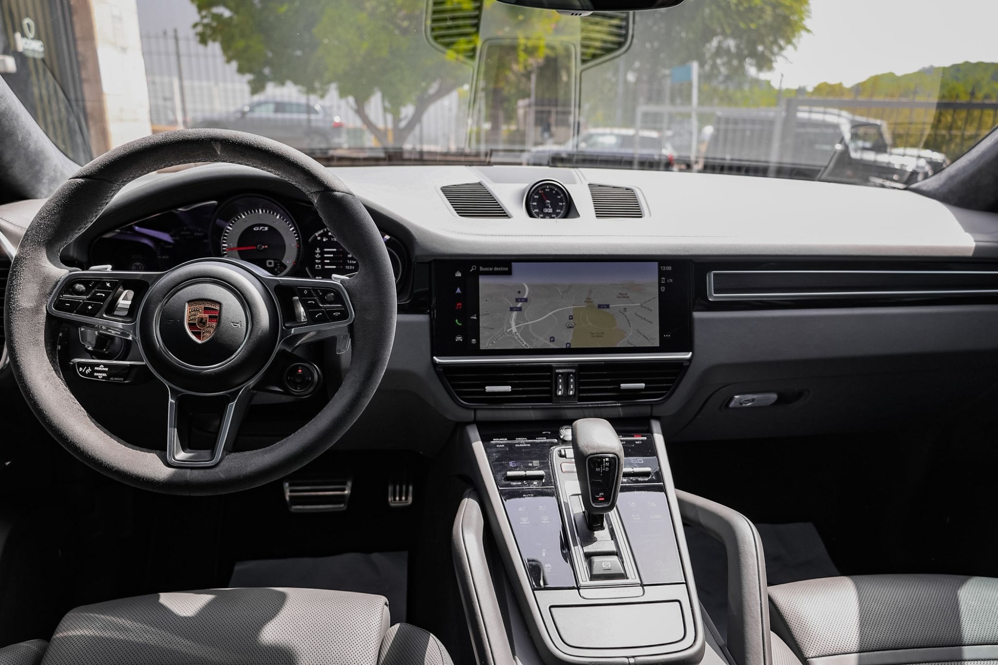 PORSCHE CAYENNE COUPE GTS